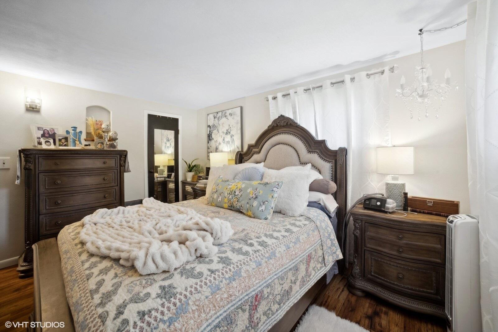3288 W Small Court