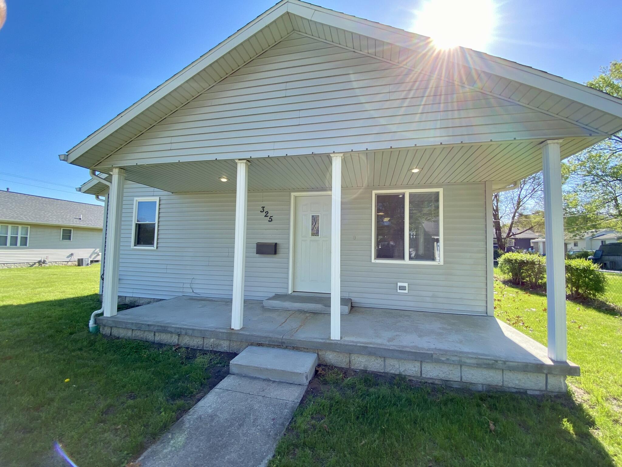 325 N Calumet Avenue