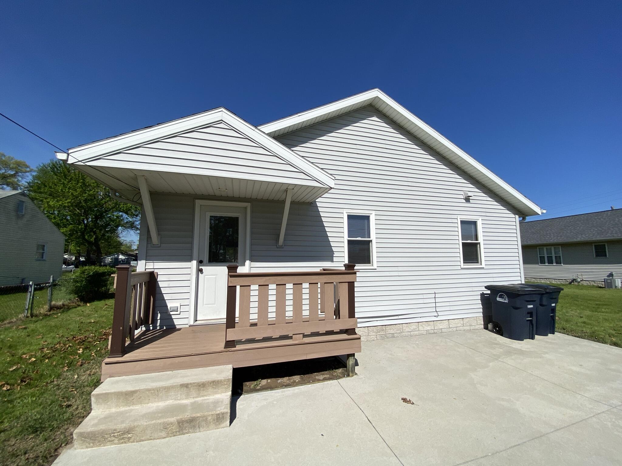 325 N Calumet Avenue