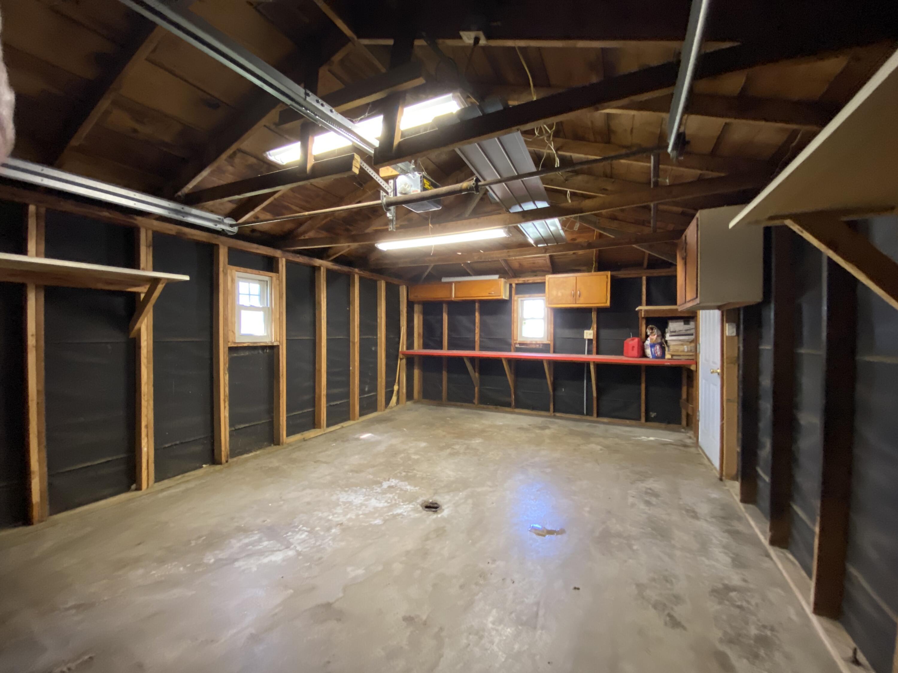 233 Ridgeland Avenue