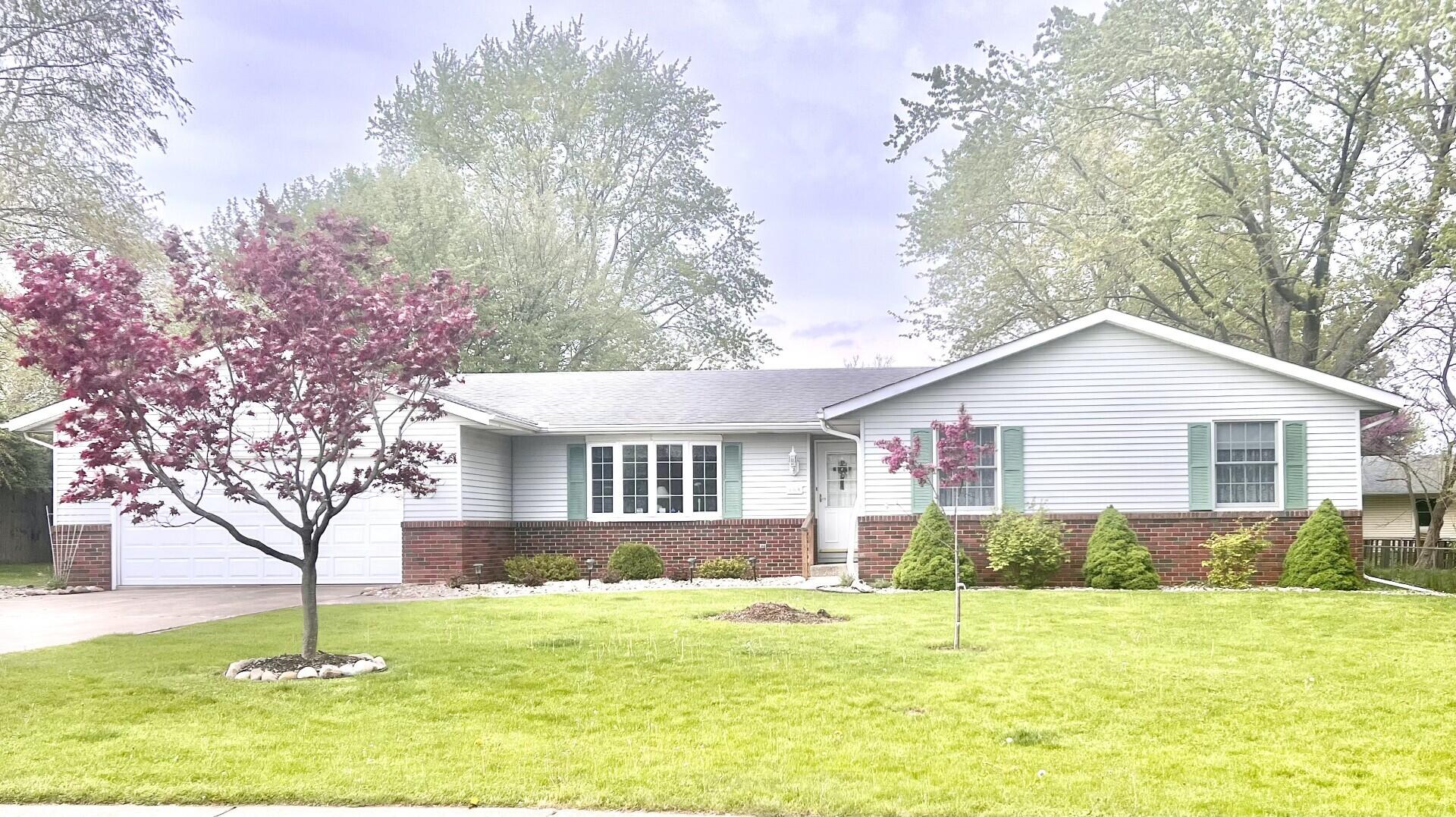 805 Bullseye Lake Road