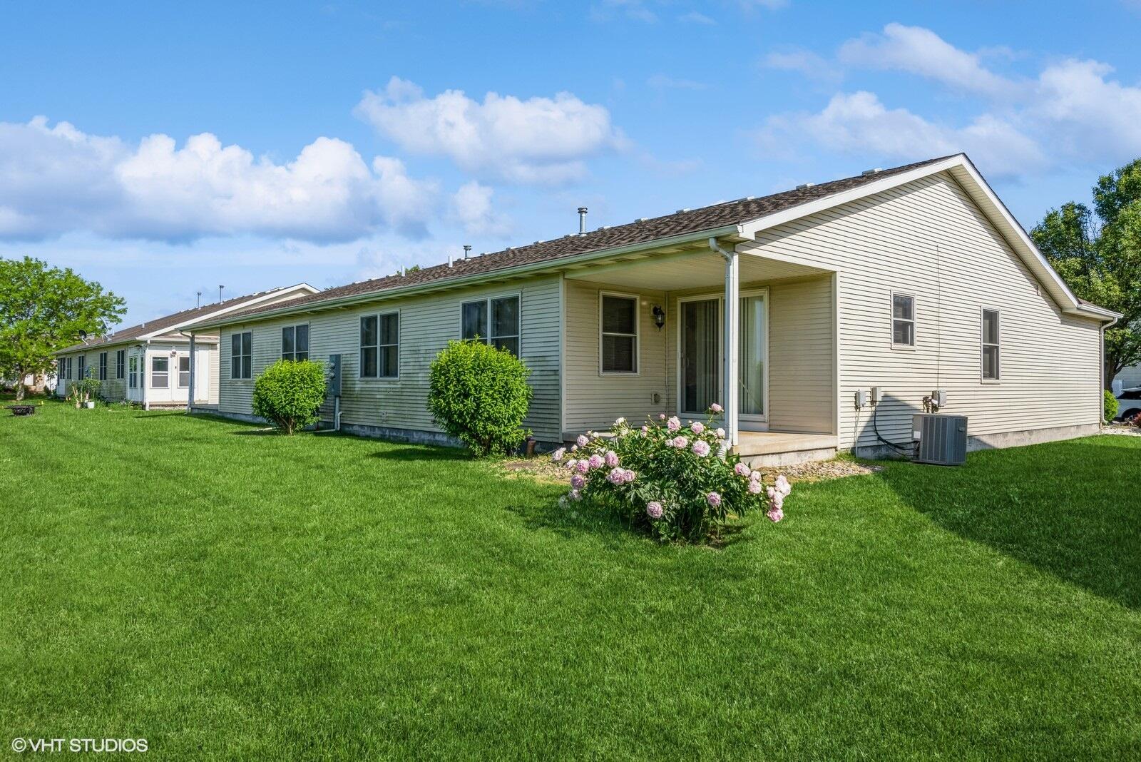 748 W 86th Lane