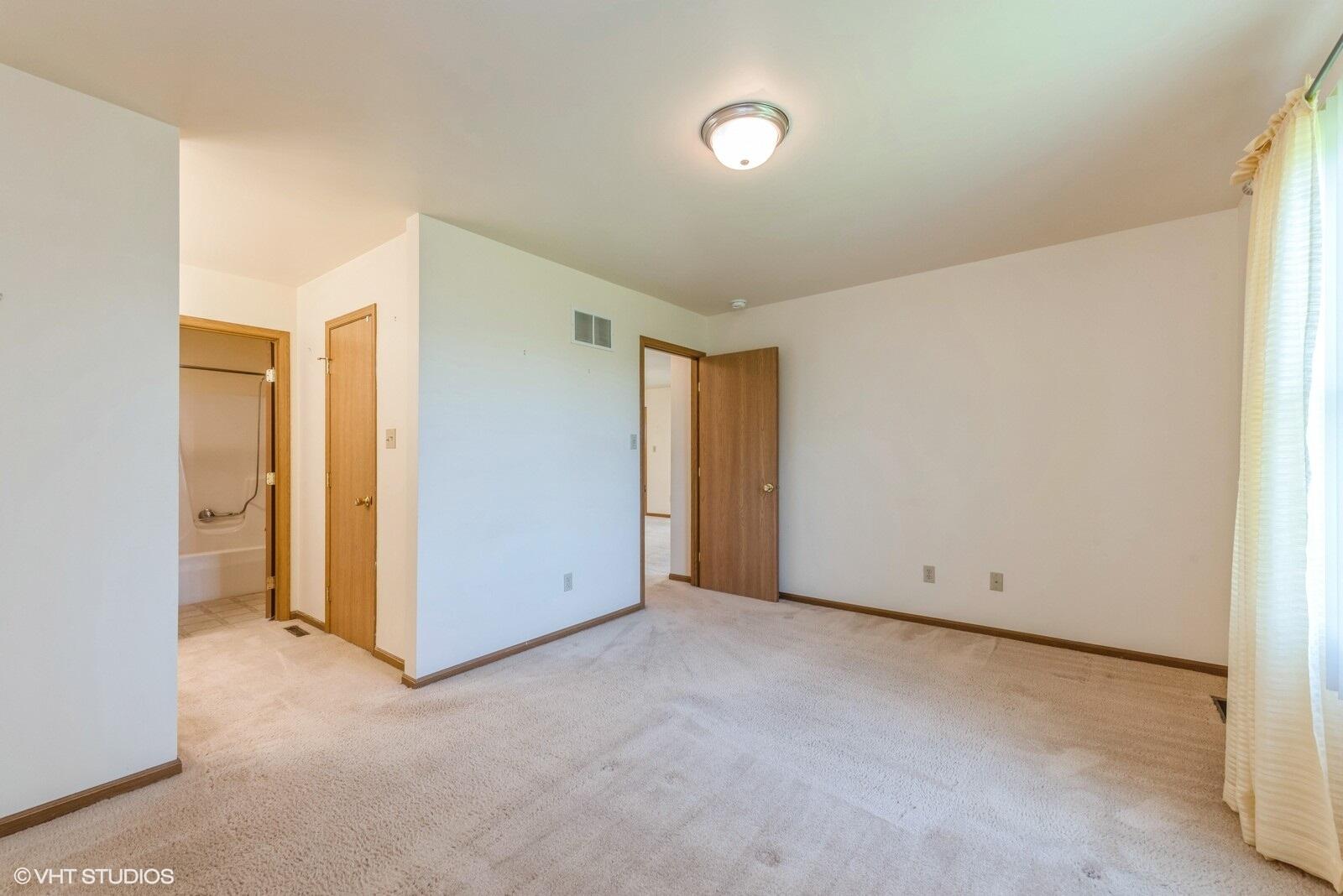 748 W 86th Lane