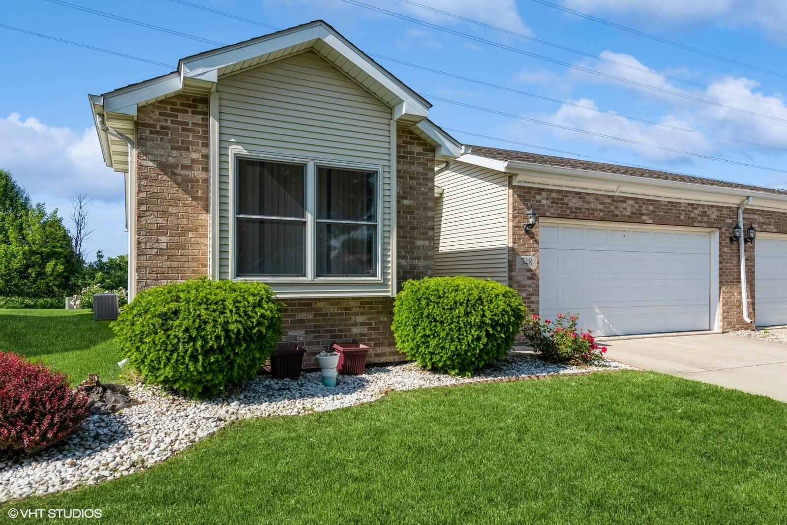 748 W 86th Lane