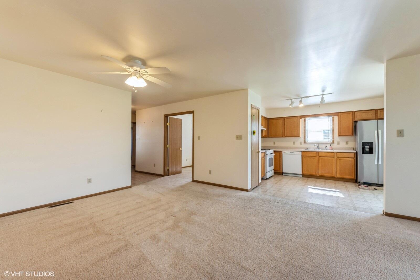 748 W 86th Lane