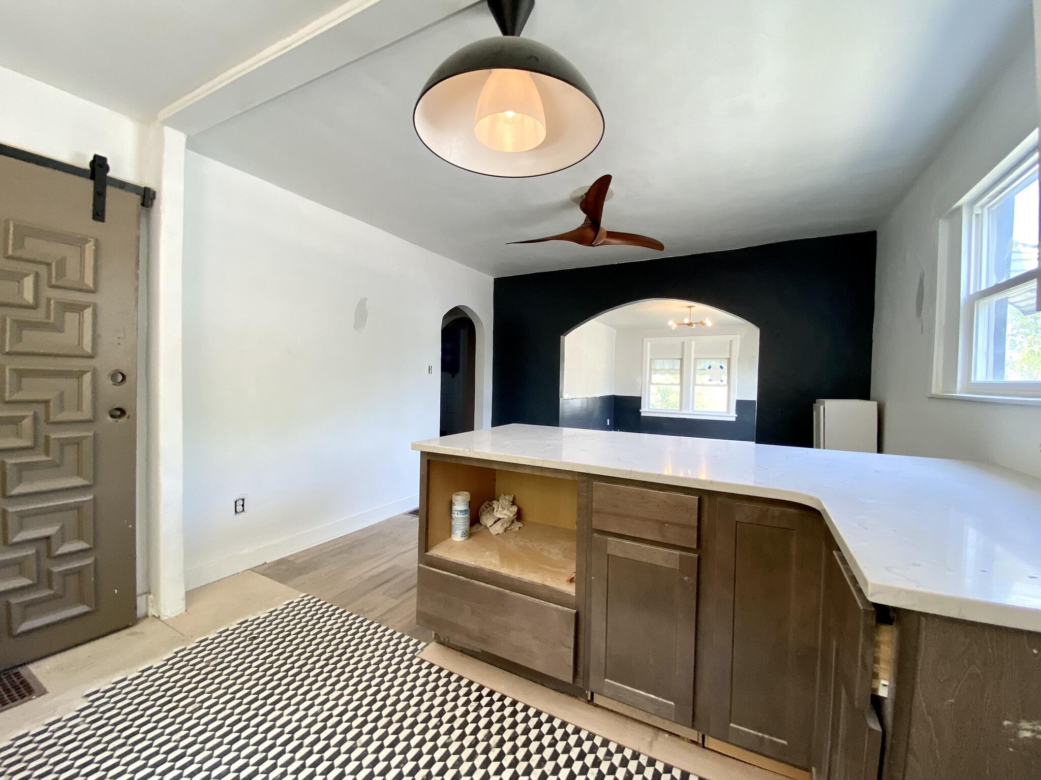 601 E 11th Street
