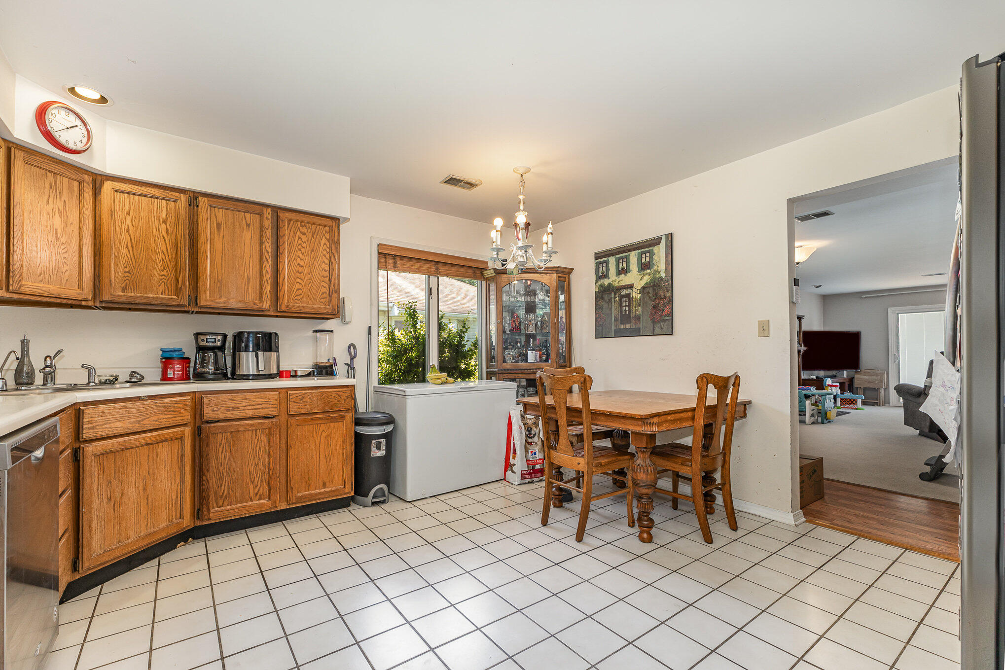 928 Woodhollow Drive