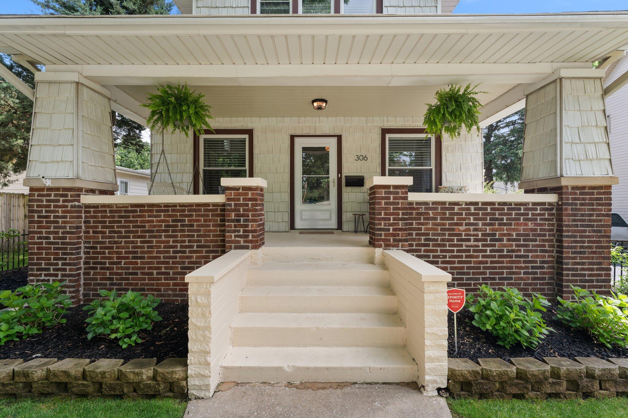 306 Erie Street