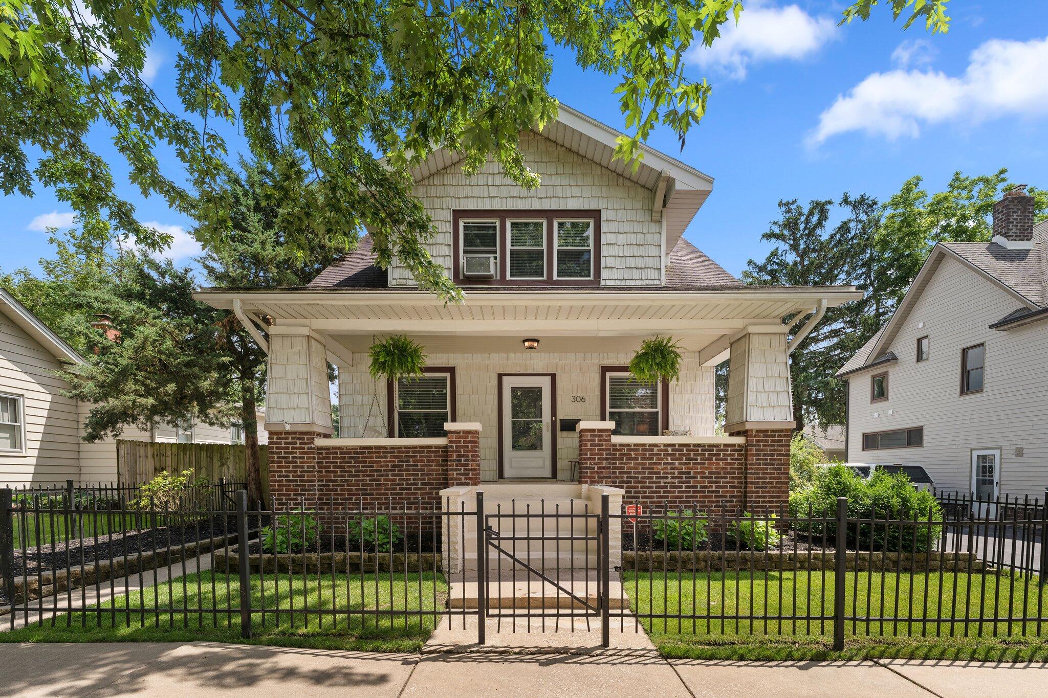 306 Erie Street