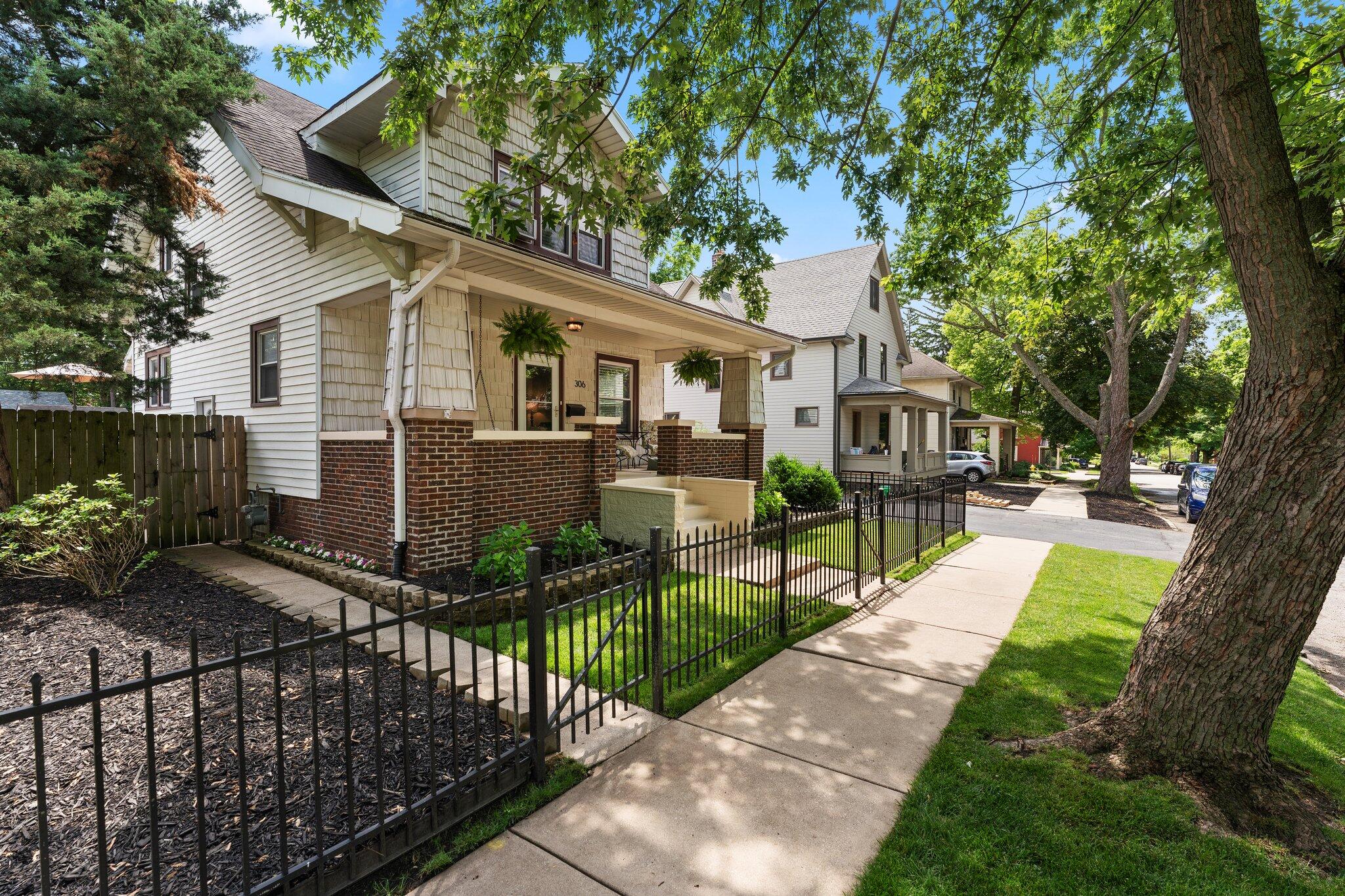 306 Erie Street