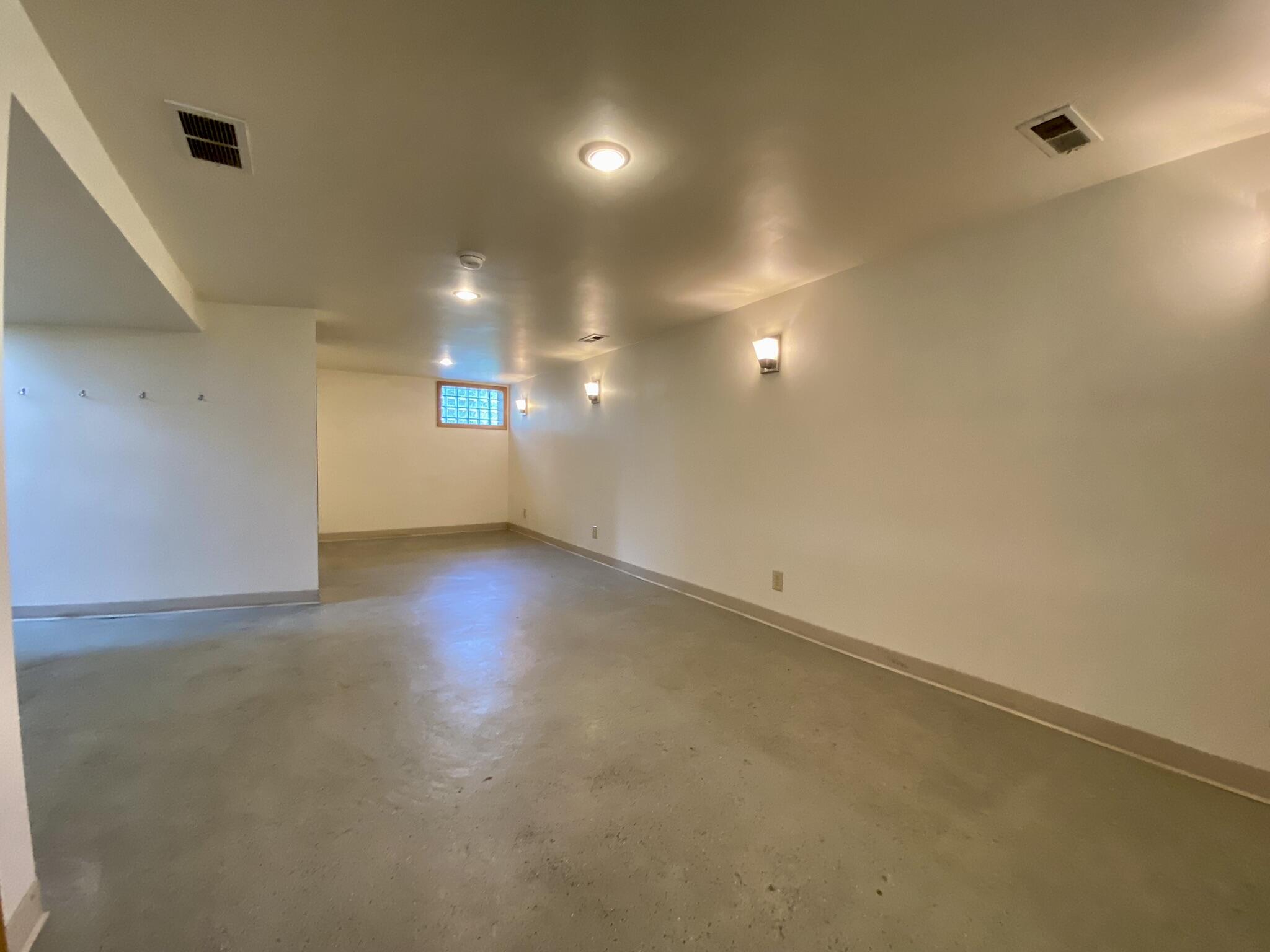223 Springland Avenue