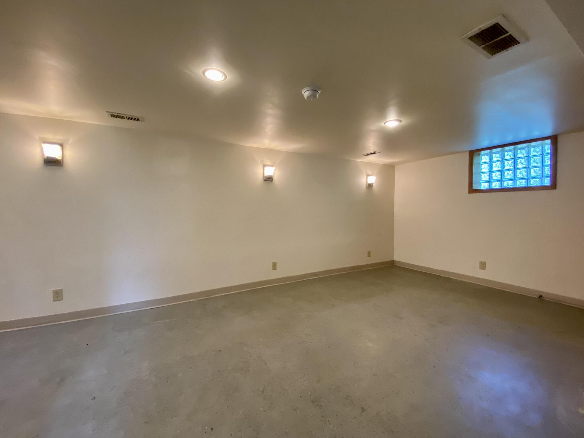 223 Springland Avenue