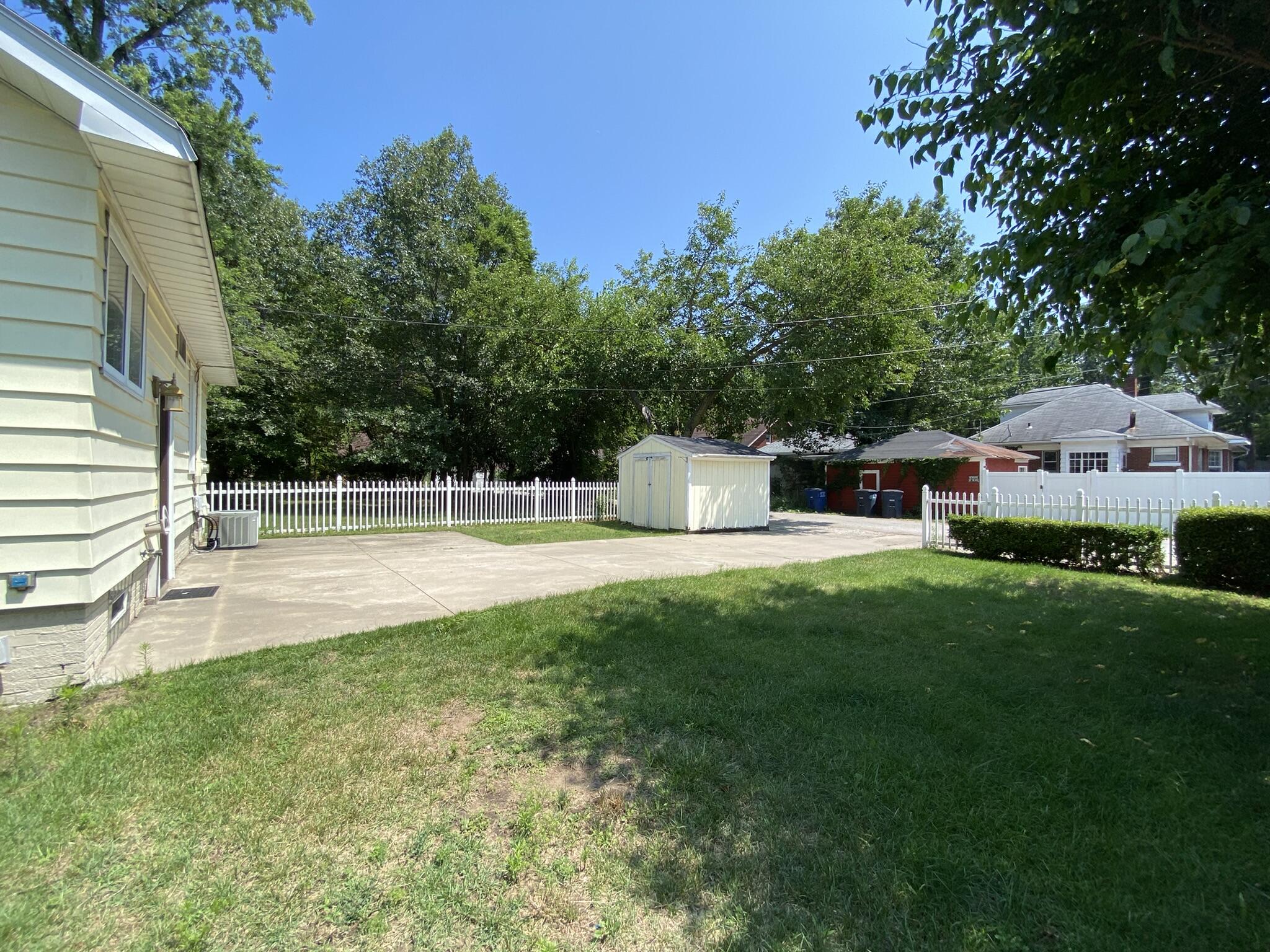 223 Springland Avenue