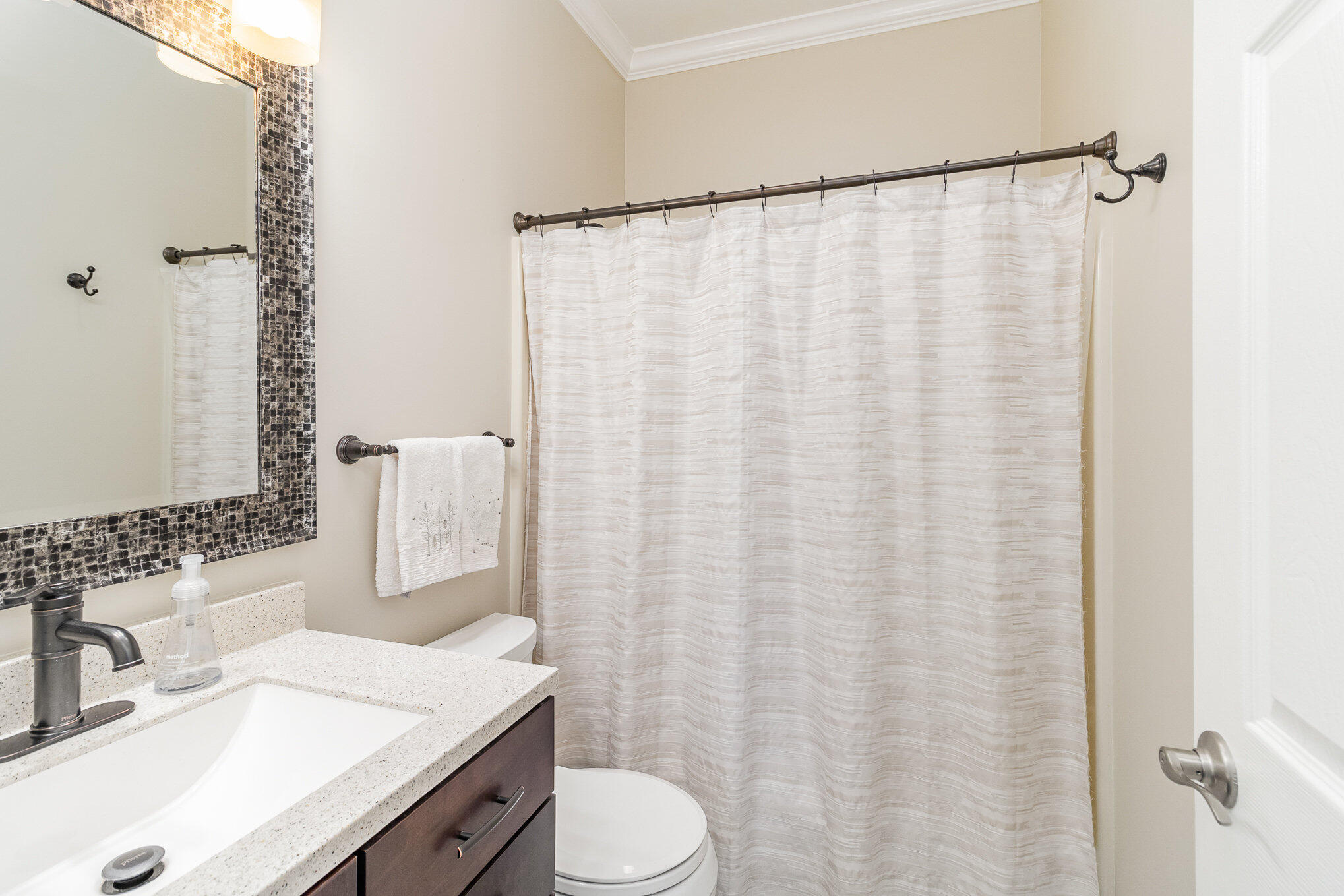 1063 Vanderburgh Street