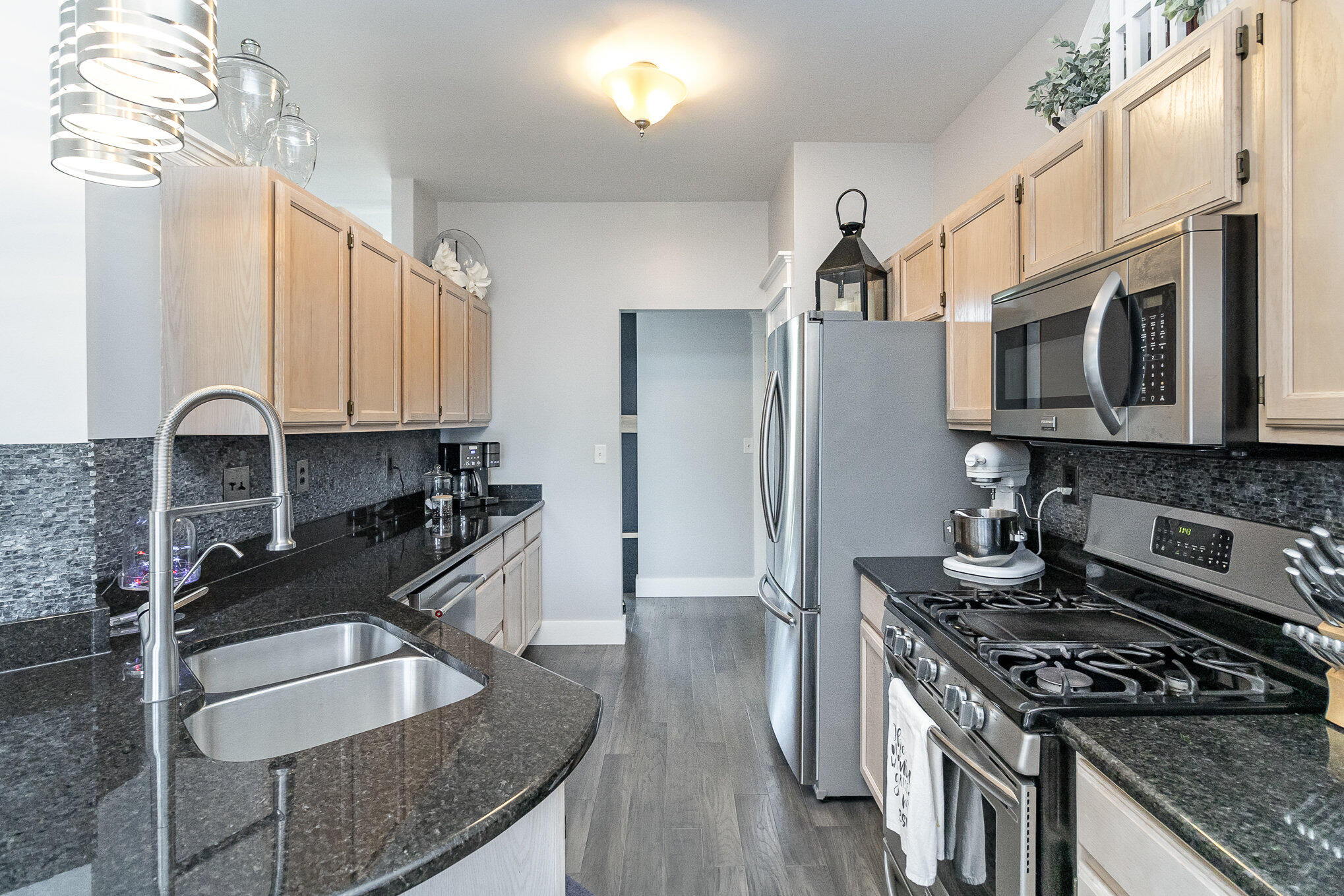 1063 Vanderburgh Street