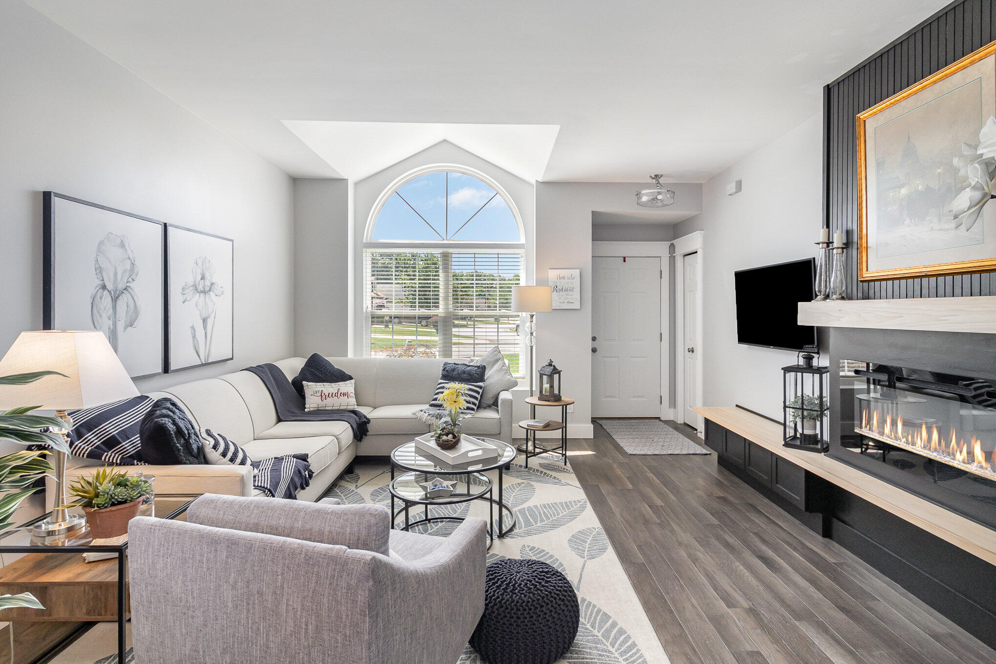 1063 Vanderburgh Street