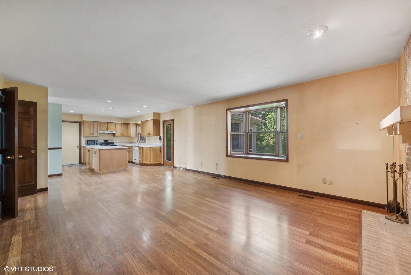 3701 Oakgrove Drive
