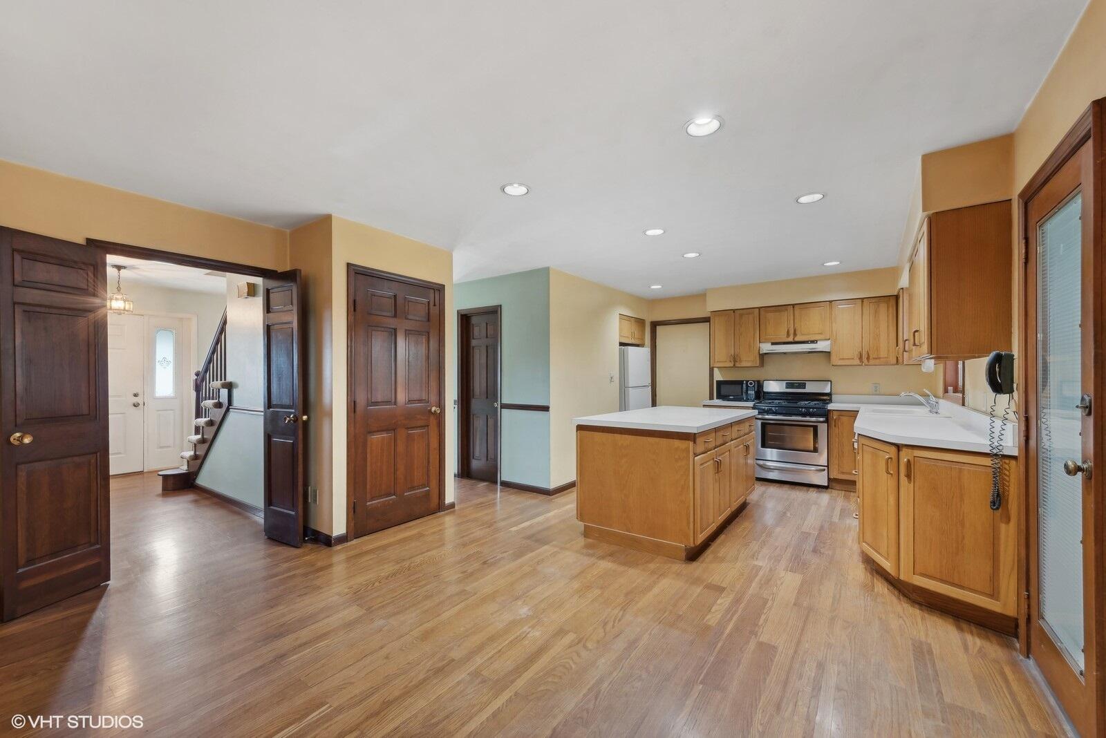 3701 Oakgrove Drive