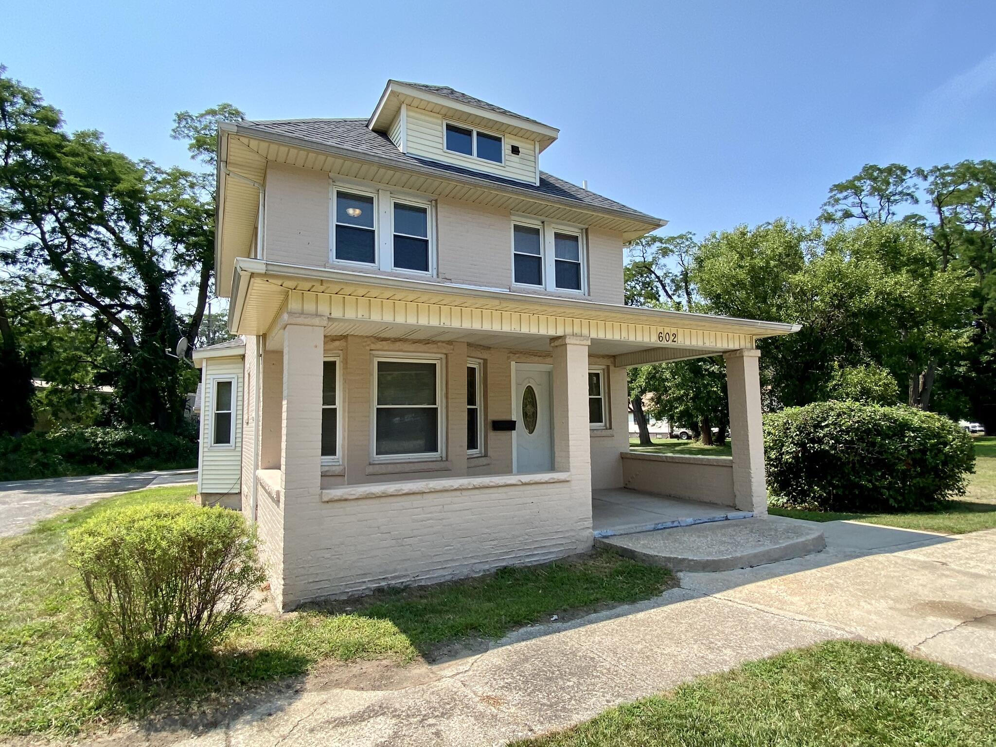 602 Ridgeland Avenue