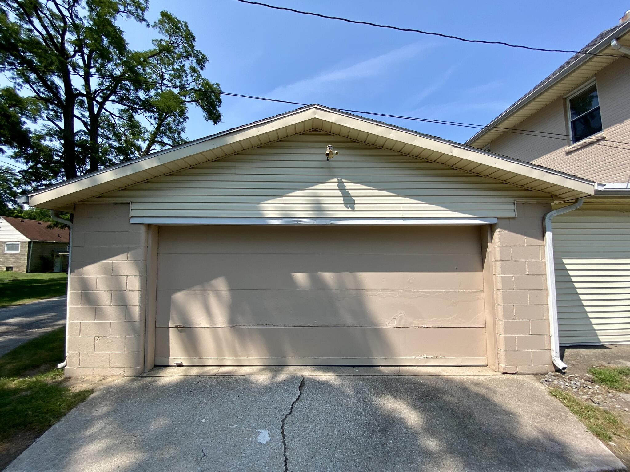 602 Ridgeland Avenue