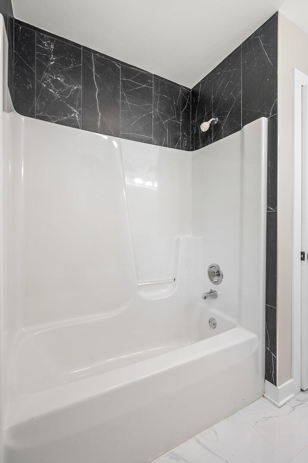 408 W 75th Place