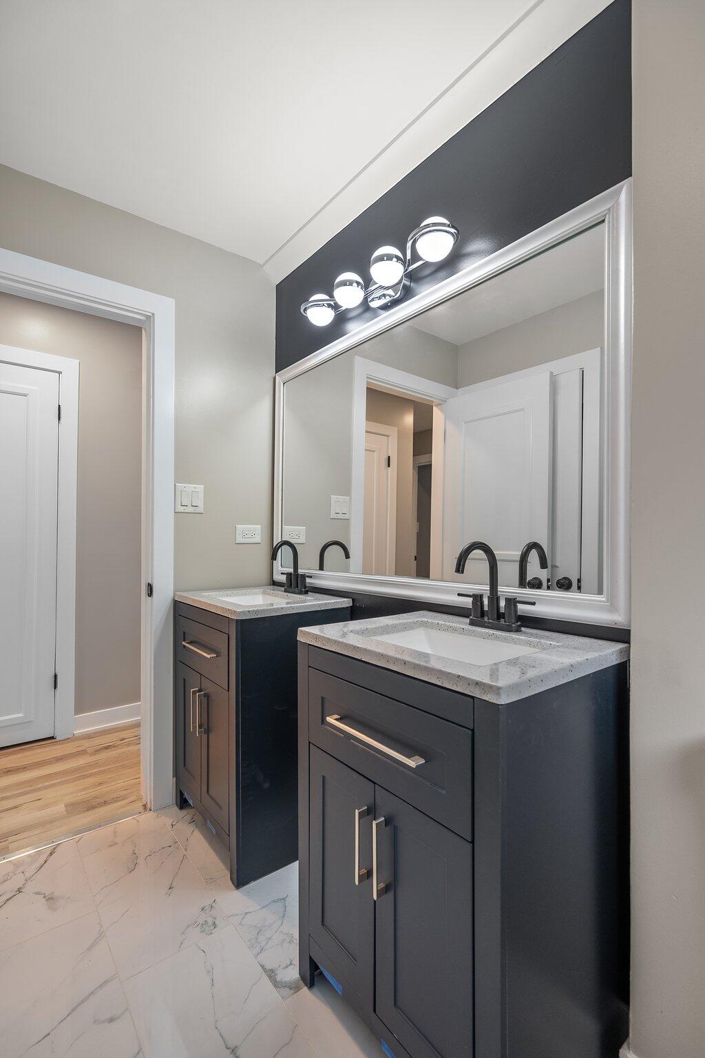 408 W 75th Place