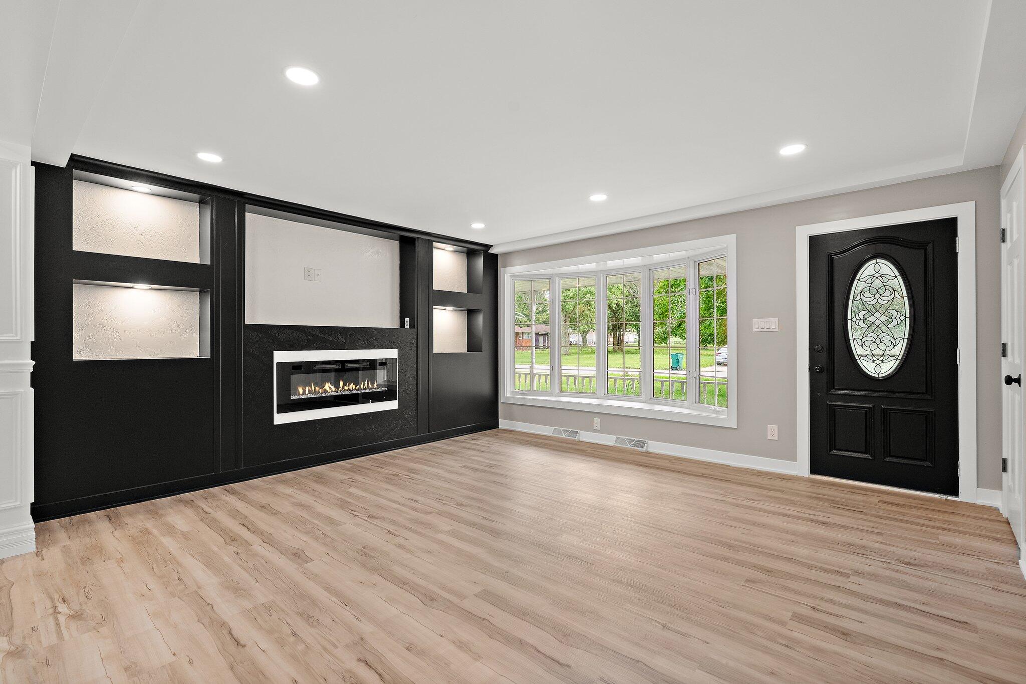 408 W 75th Place