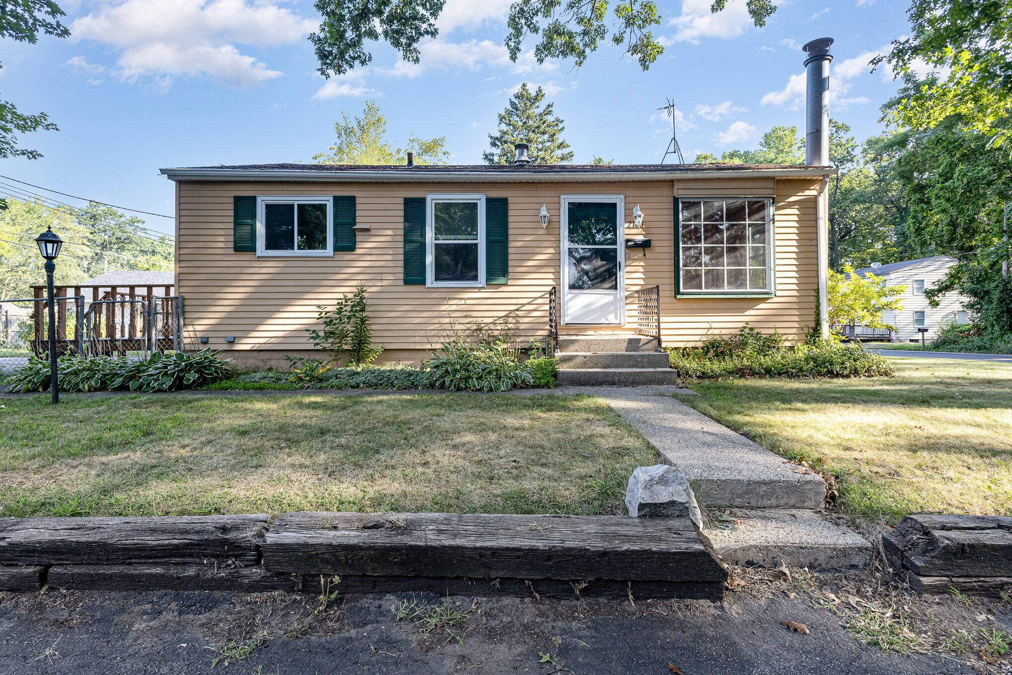 2108 Pear Street