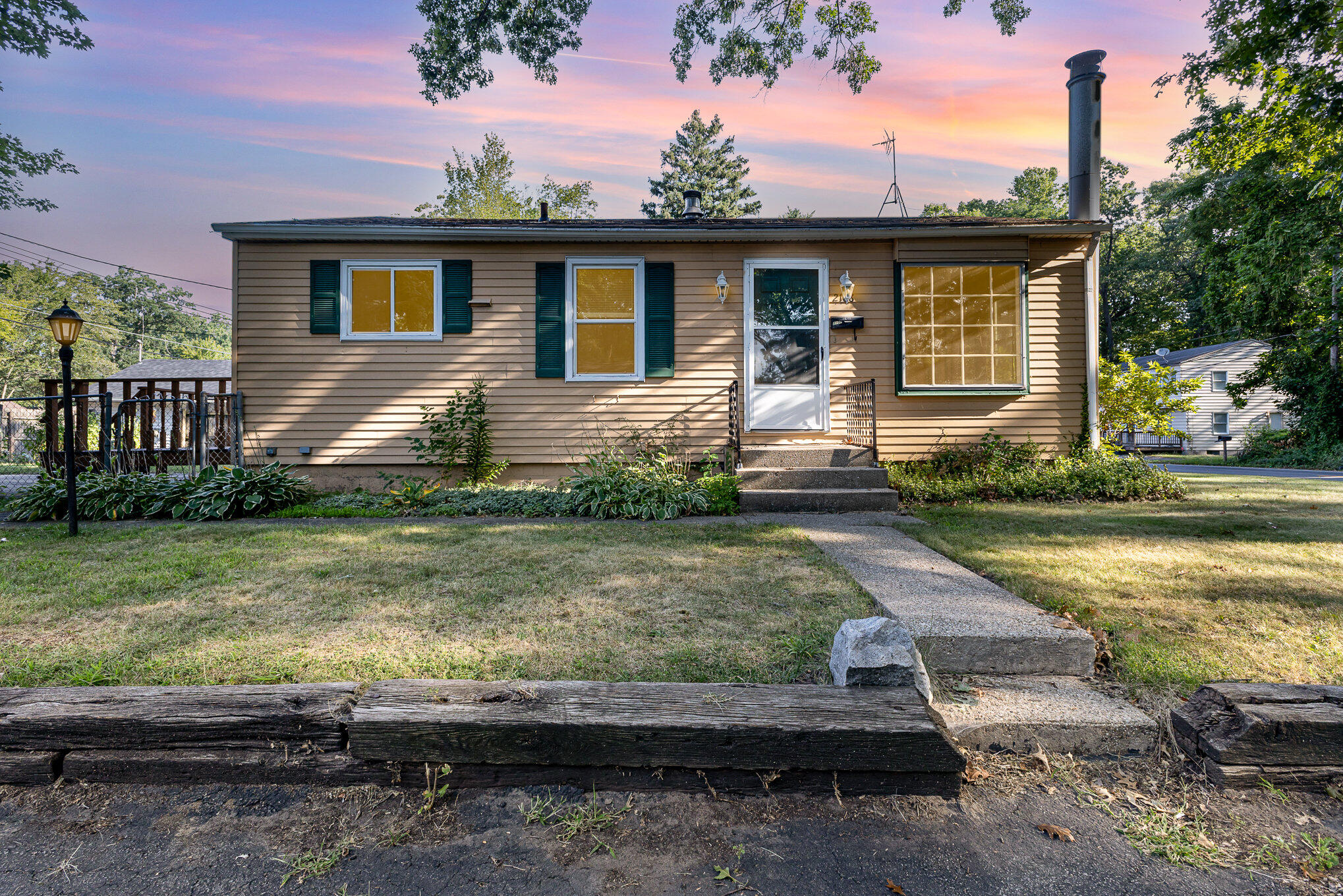 2108 Pear Street