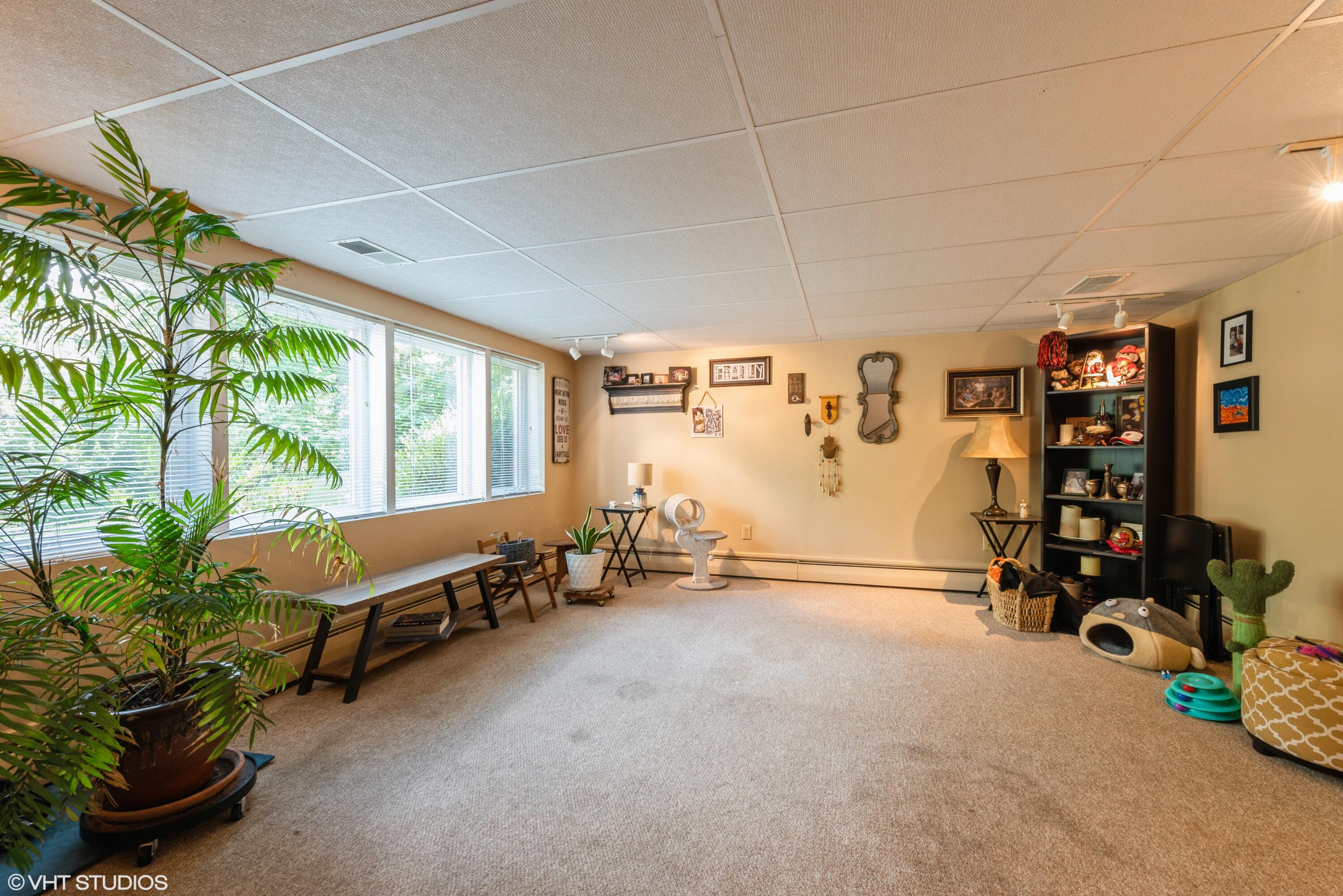 400 N Mineral Springs Road