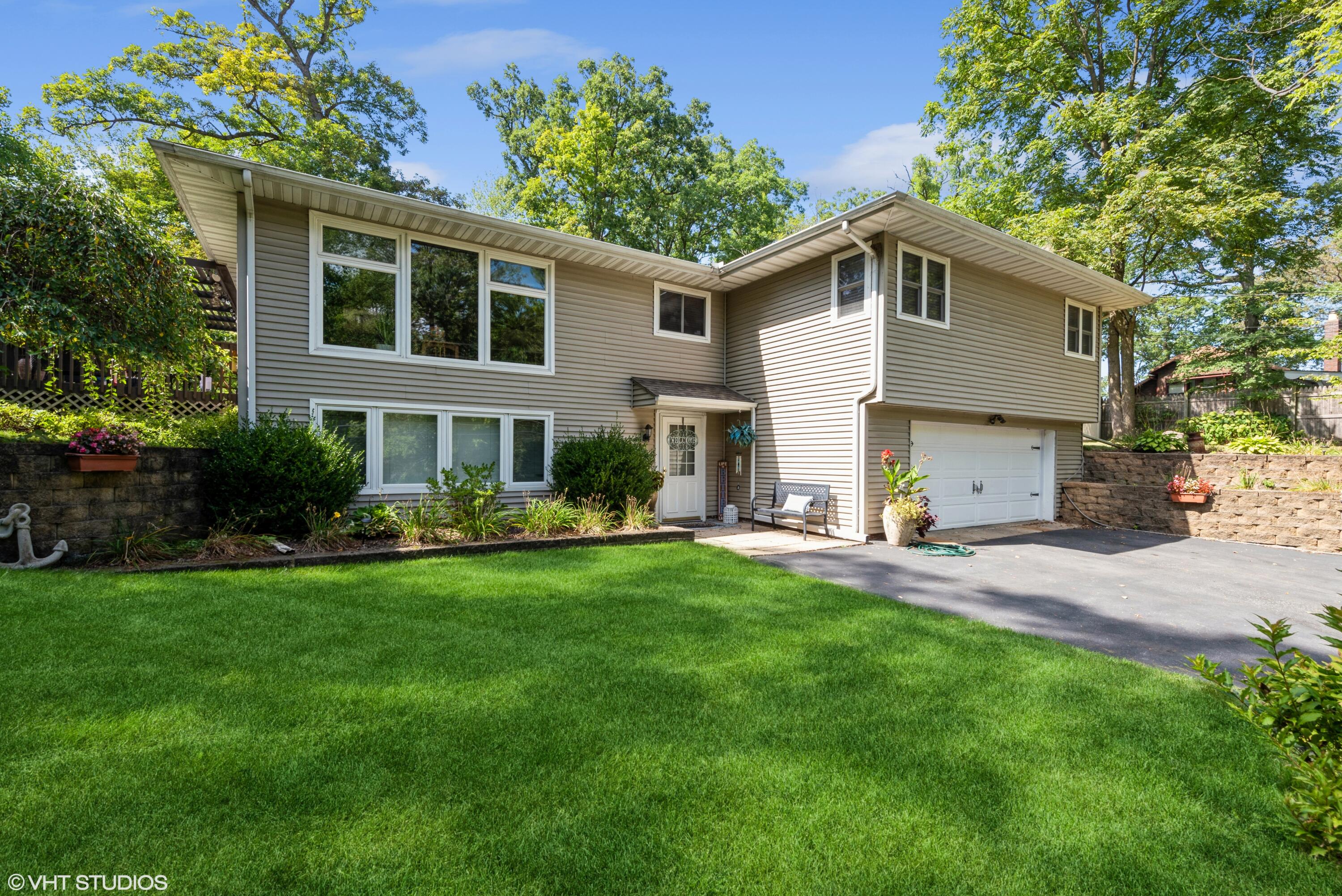 400 N Mineral Springs Road
