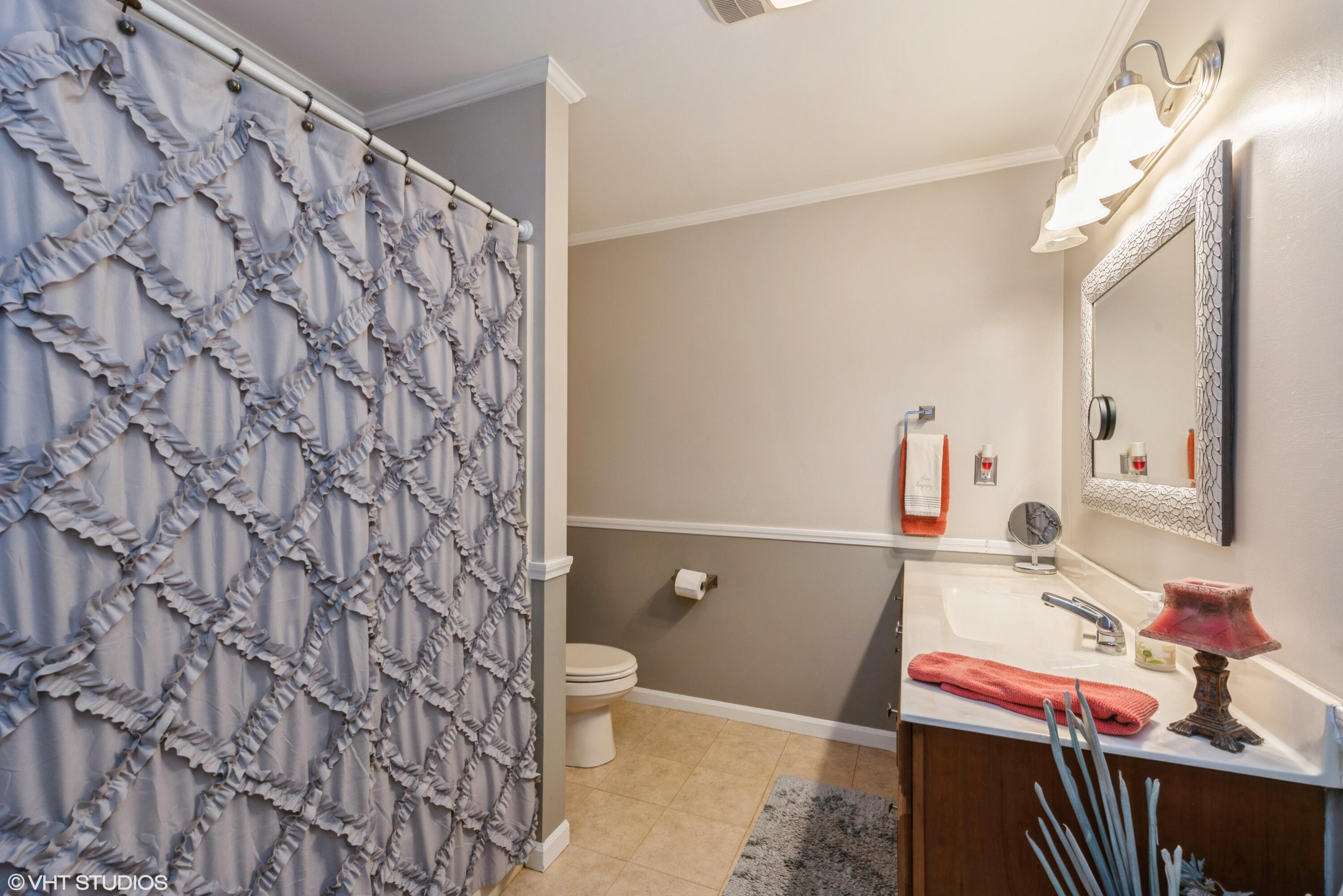 400 N Mineral Springs Road