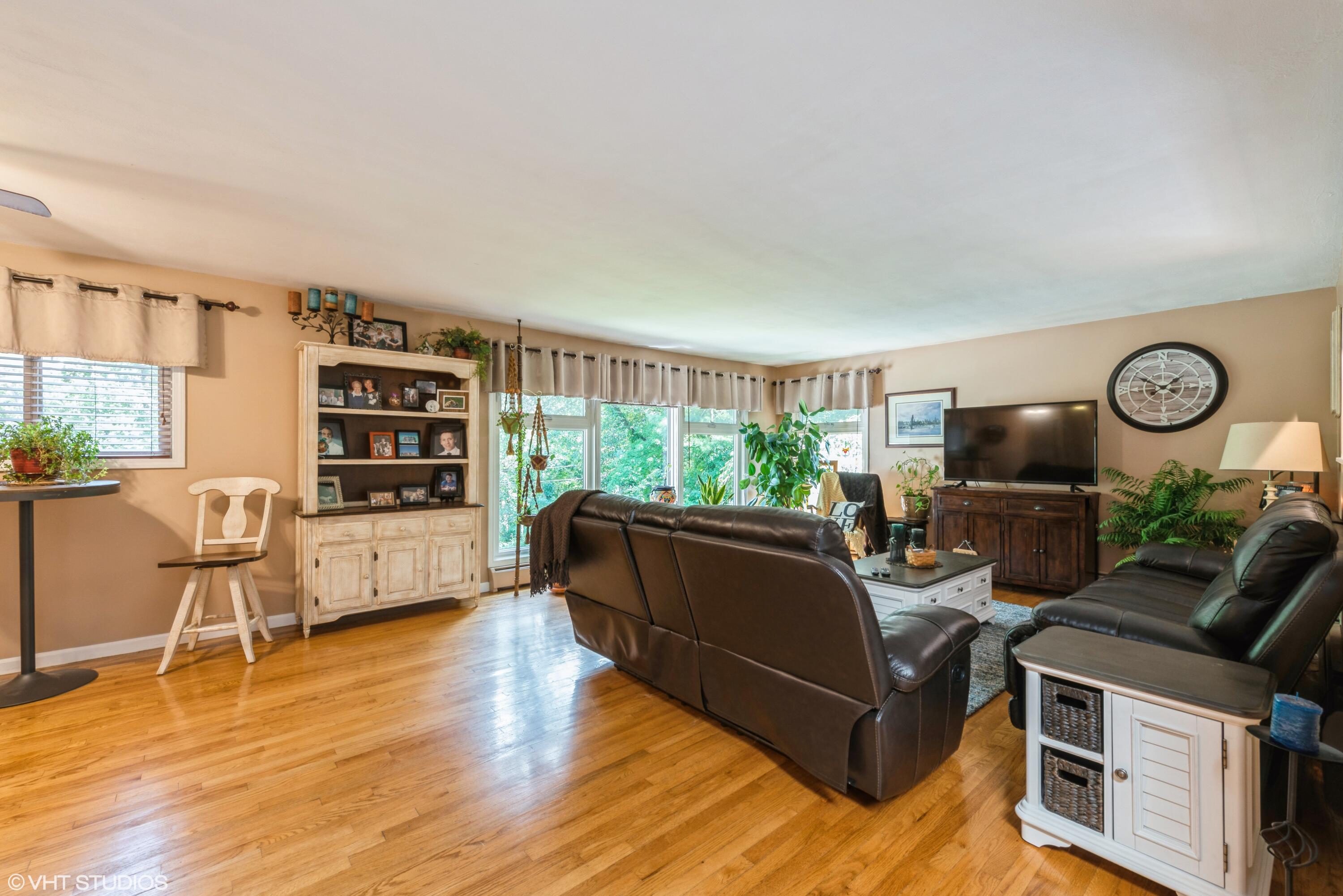 400 N Mineral Springs Road