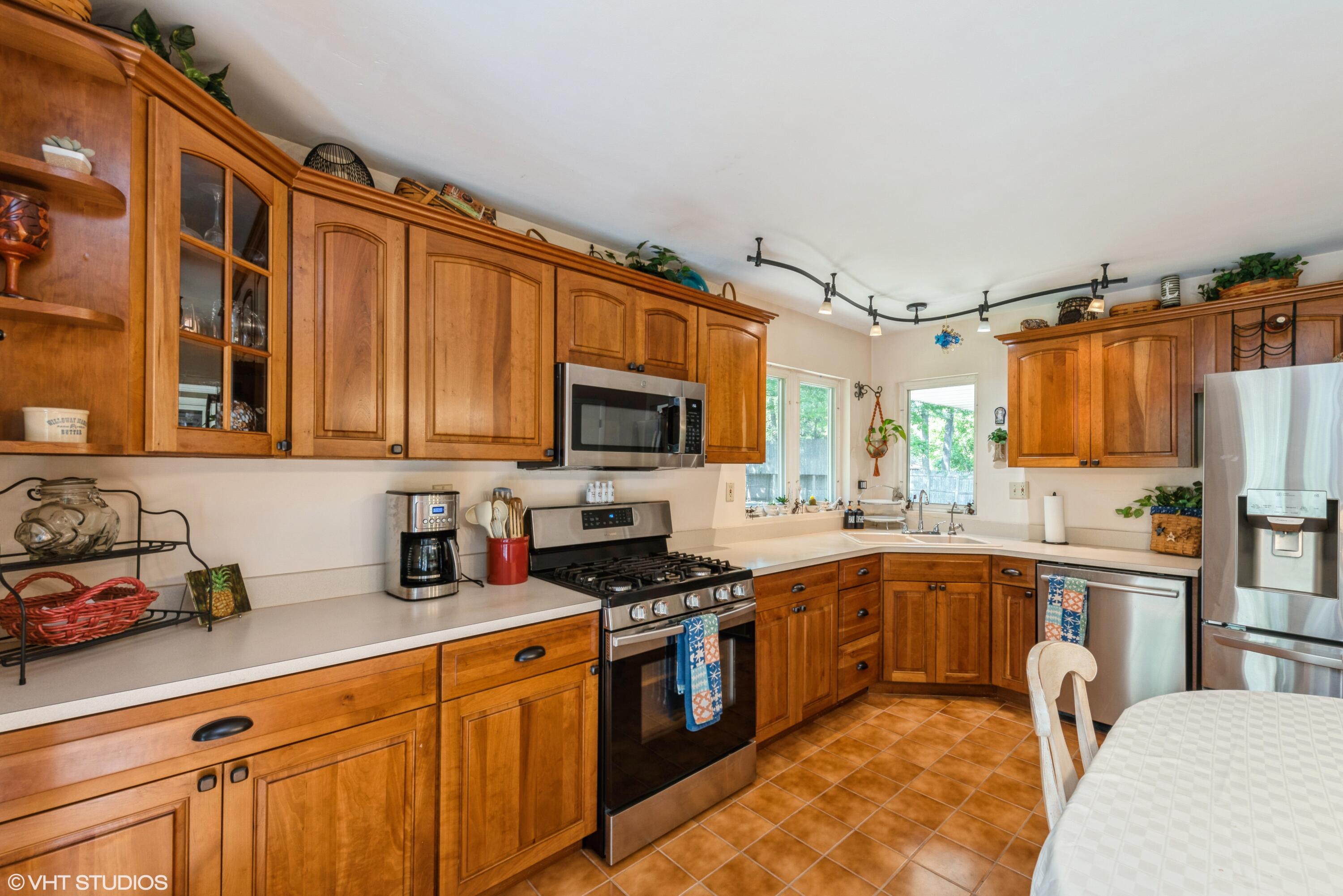 400 N Mineral Springs Road