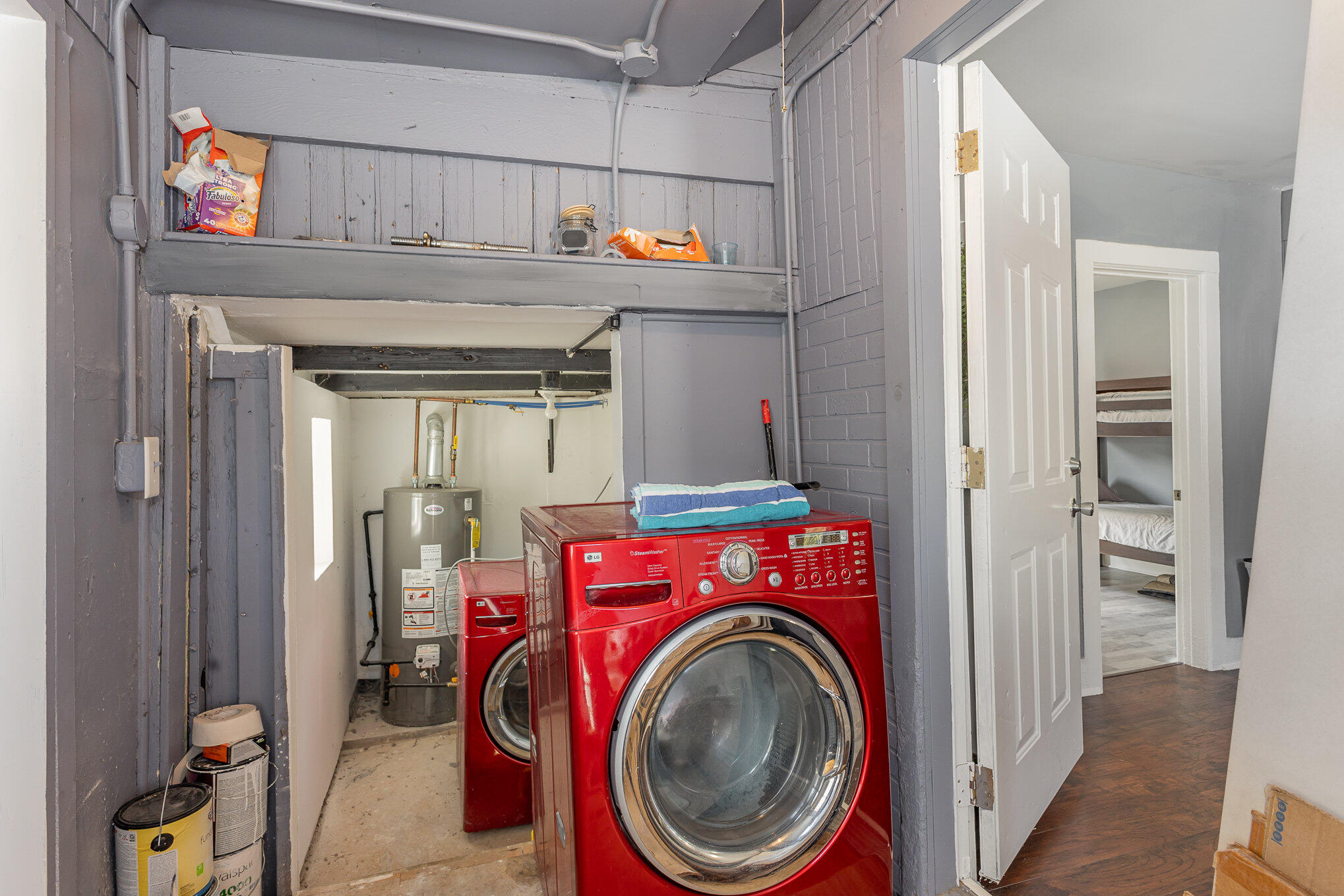 418 Greeley Avenue