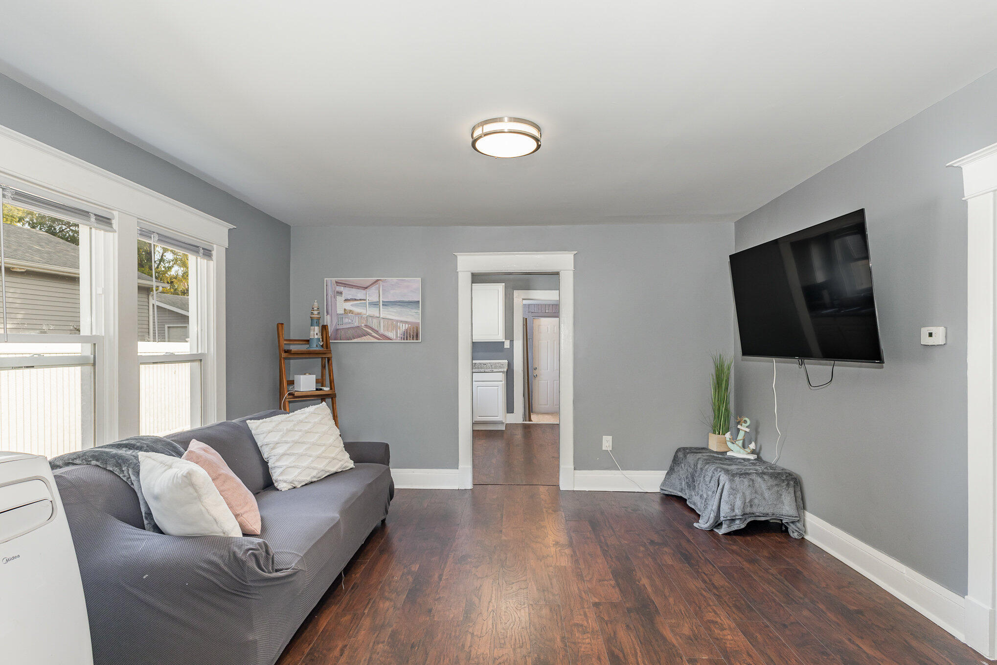 418 Greeley Avenue