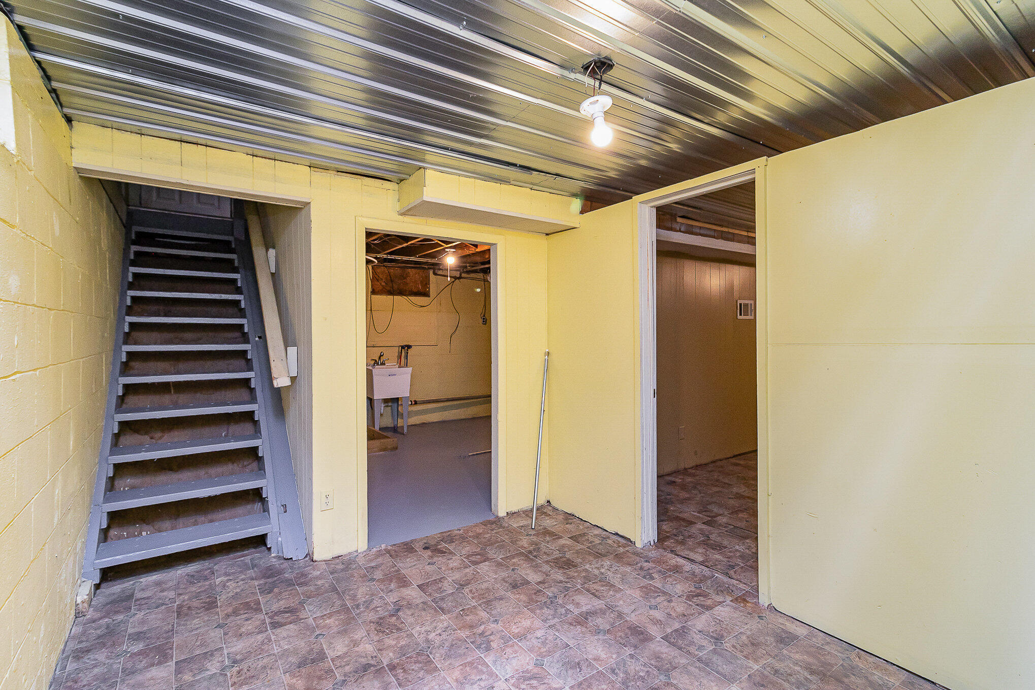 1513 Springland Avenue