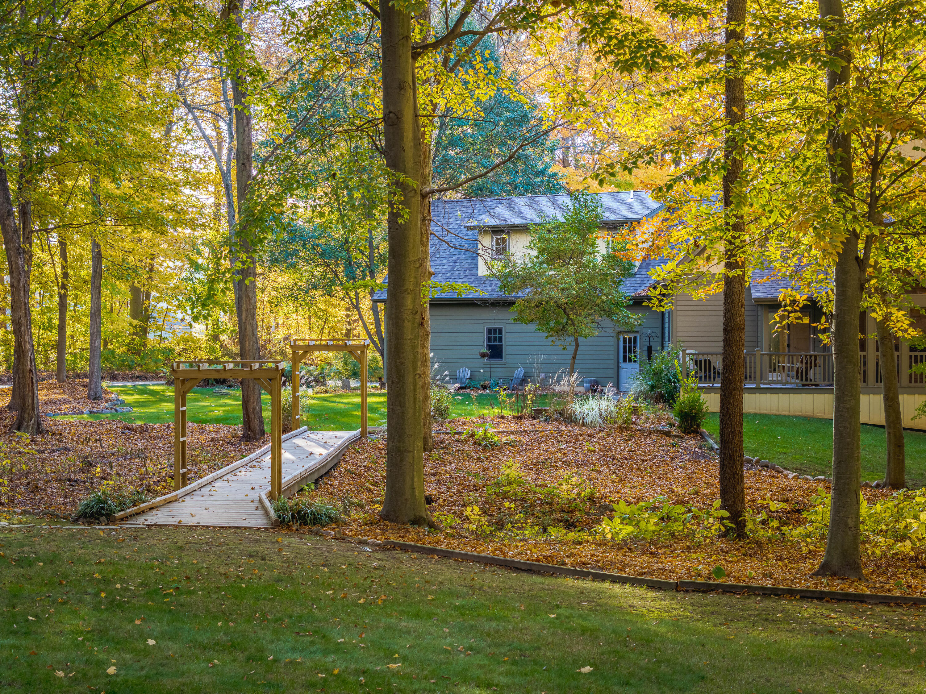 405 Sunnybrooke Court