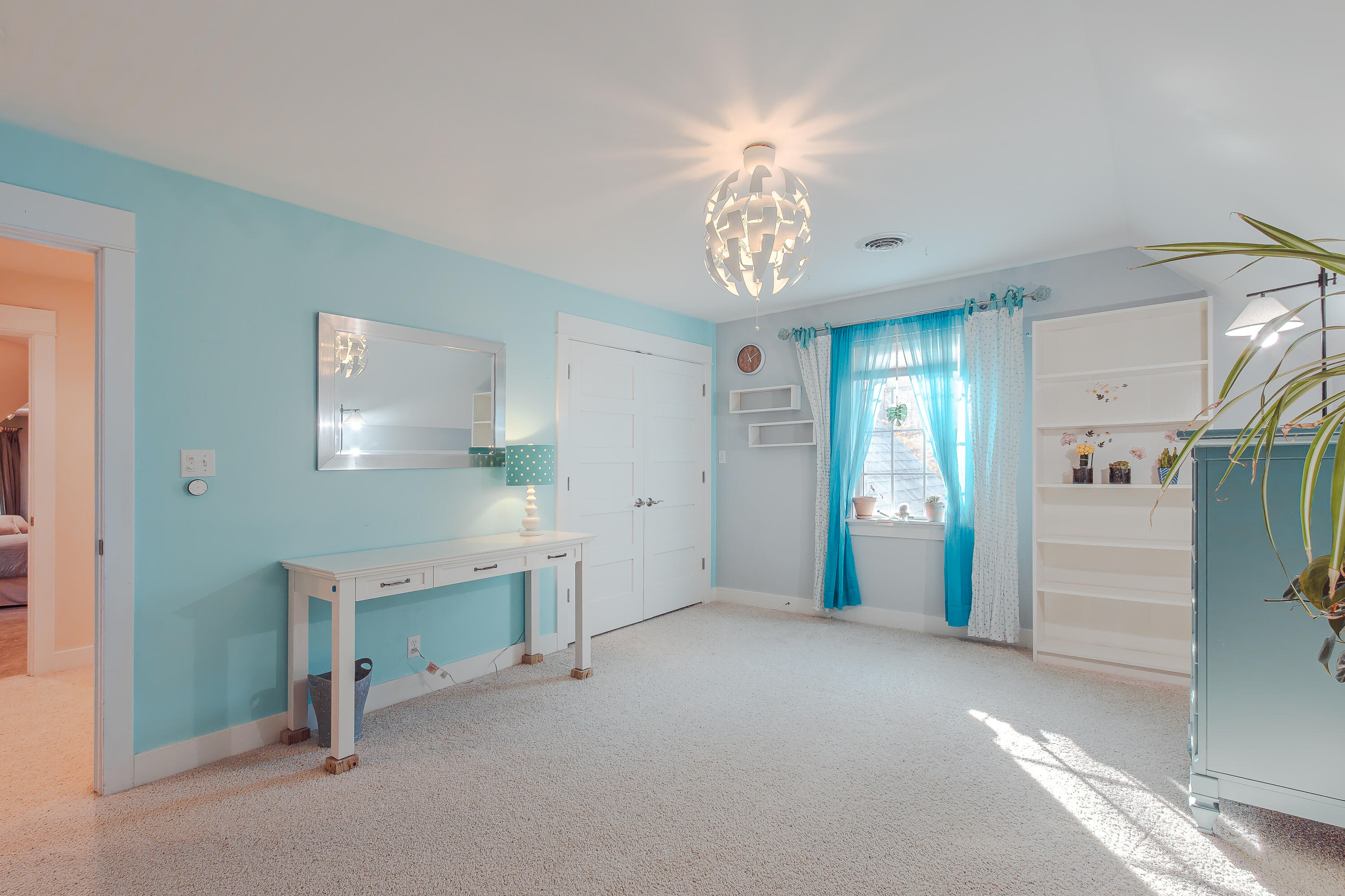 405 Sunnybrooke Court