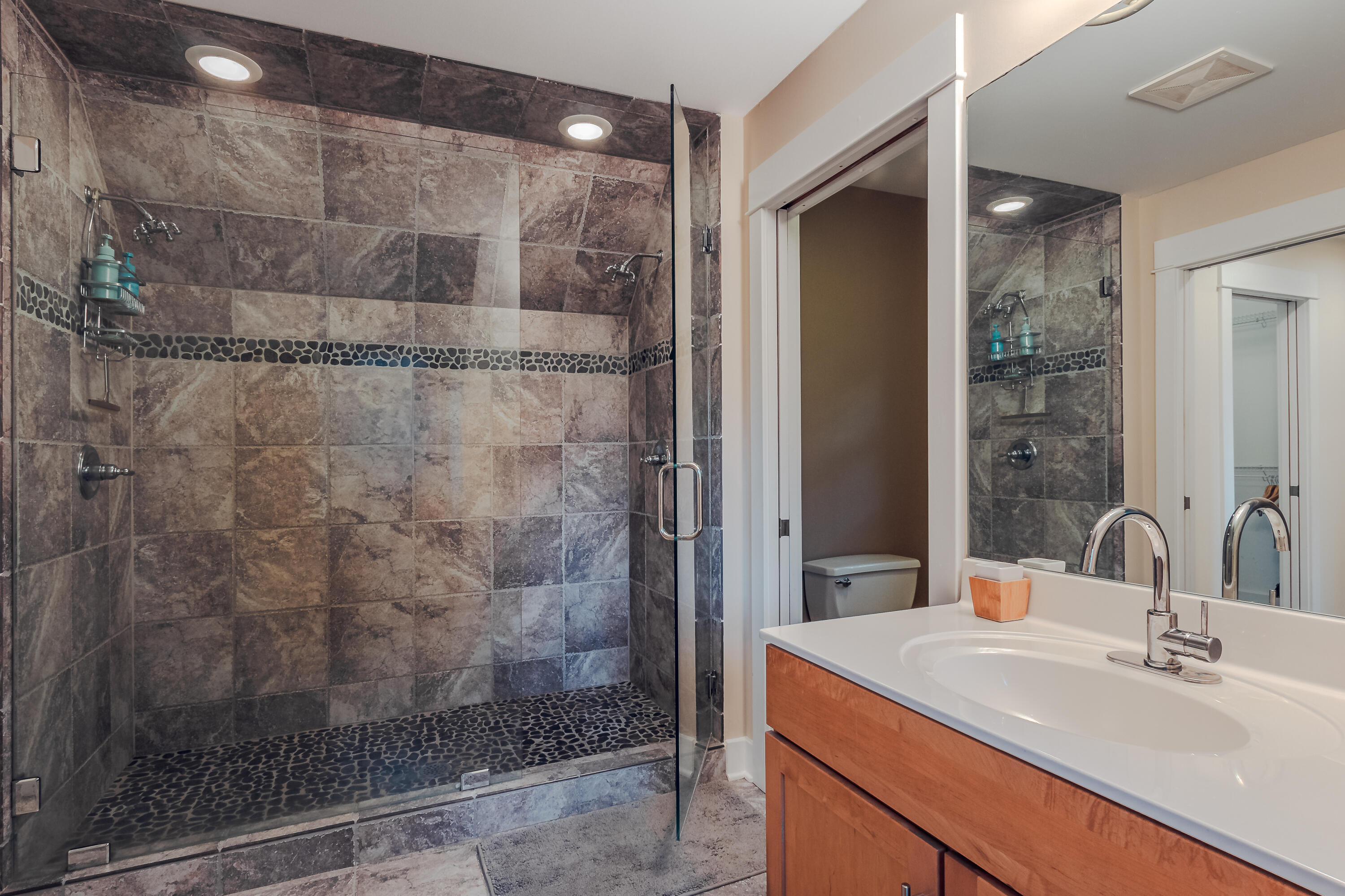 405 Sunnybrooke Court