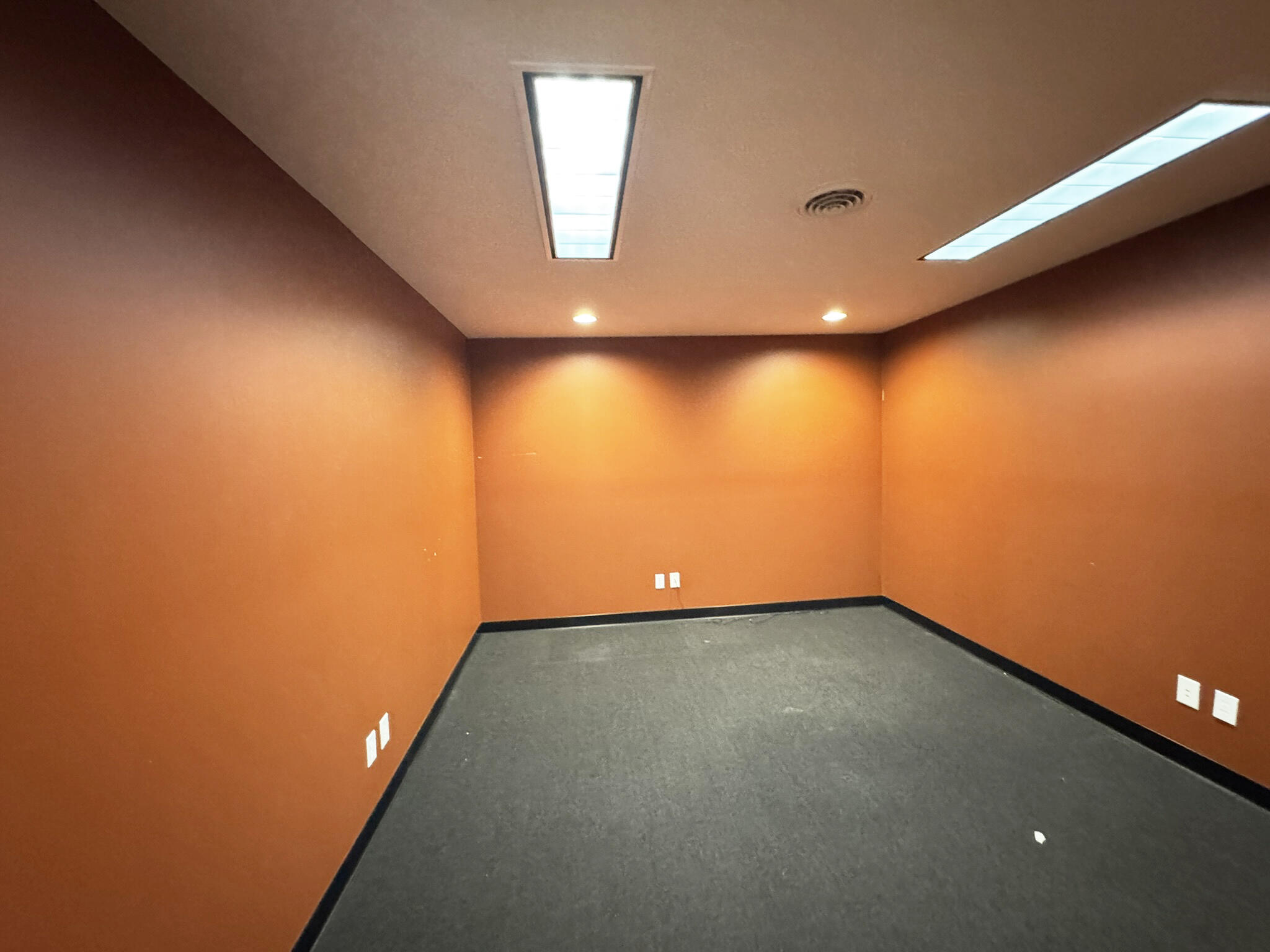 901 Calumet Avenue Unit: A