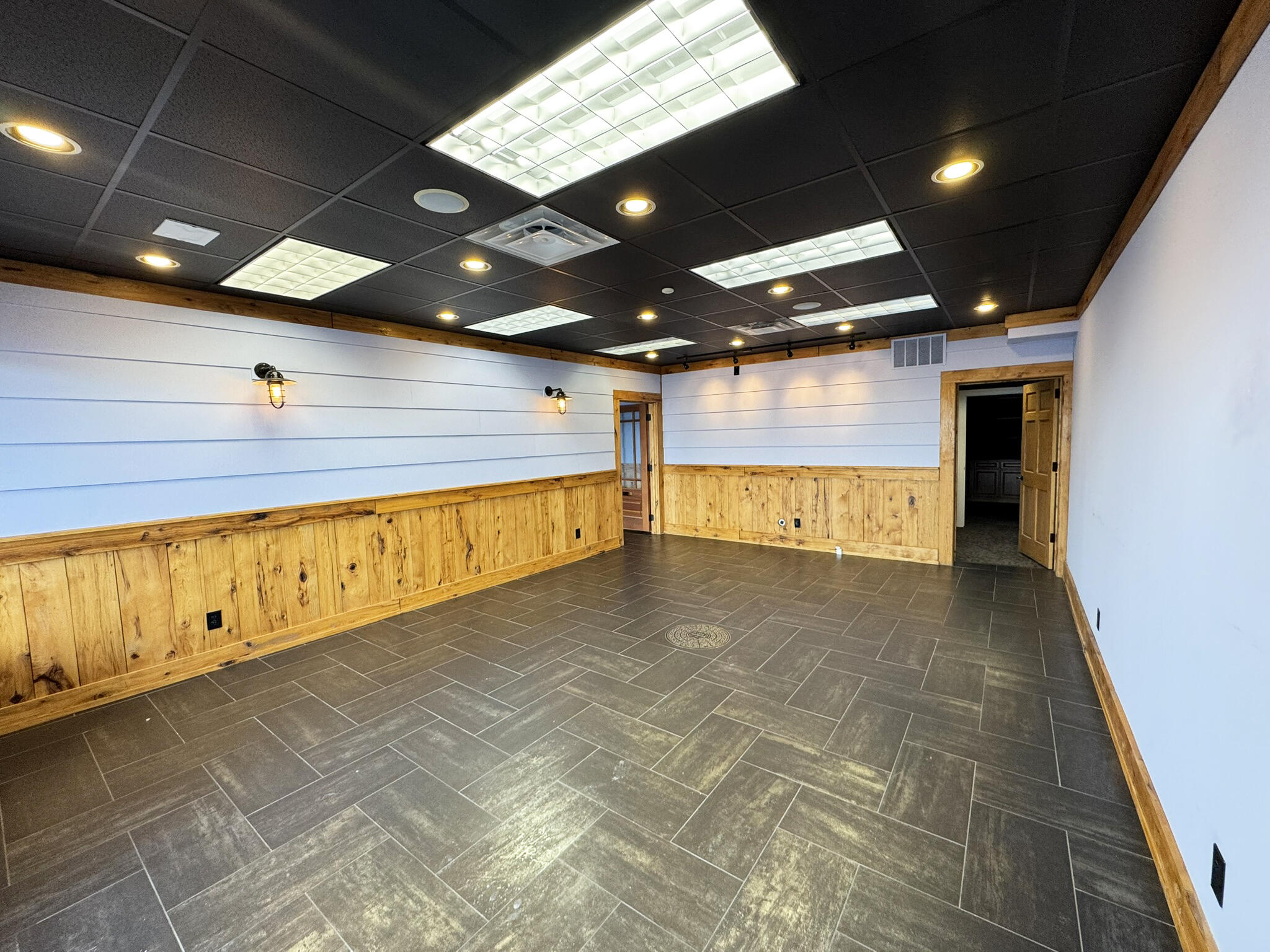 901 Calumet Avenue Unit: A