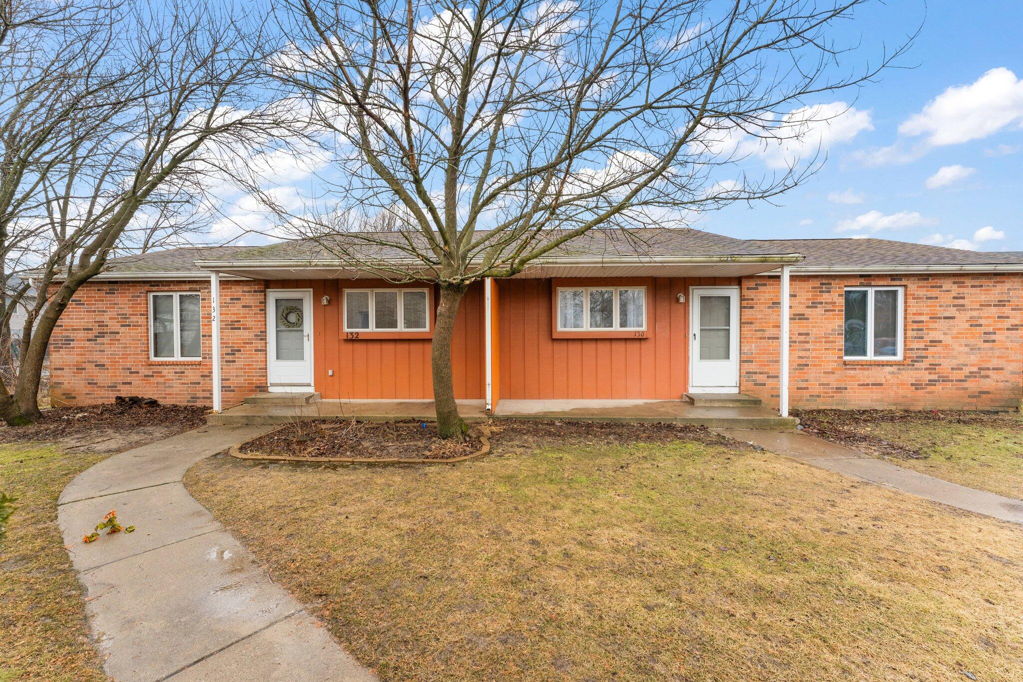 130-132 Meadows Circle