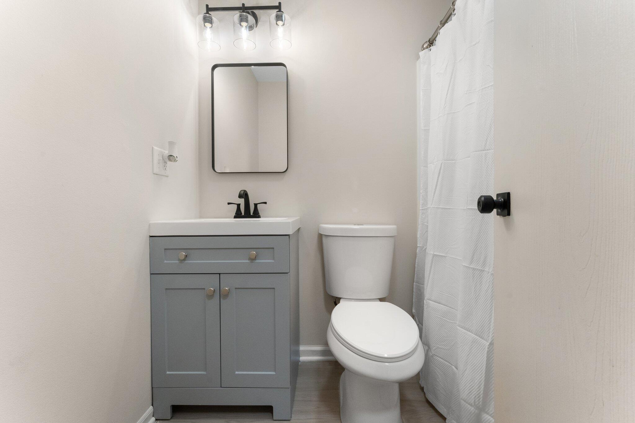 130-132 Meadows Circle