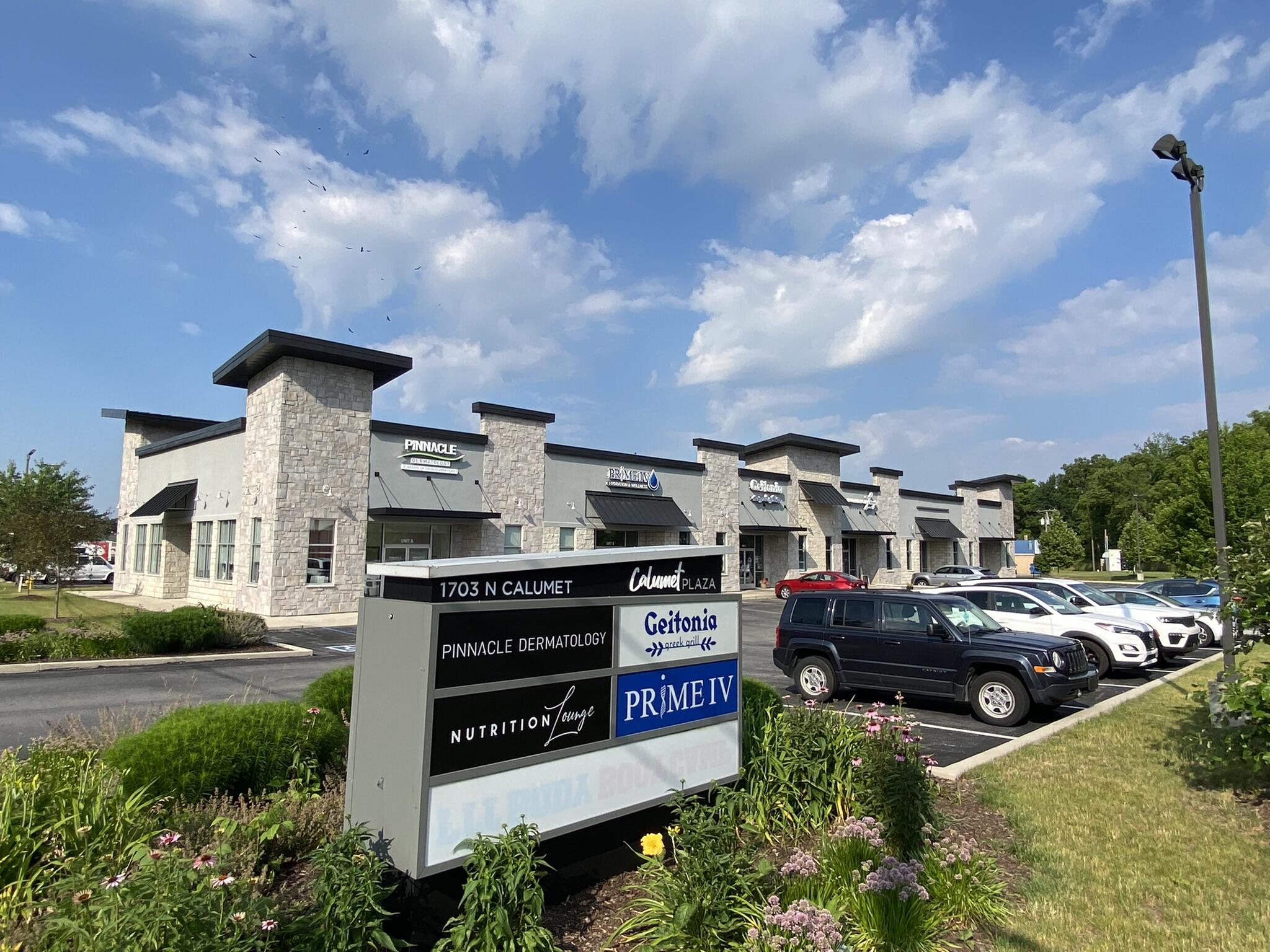 1703 Calumet Avenue Unit: F