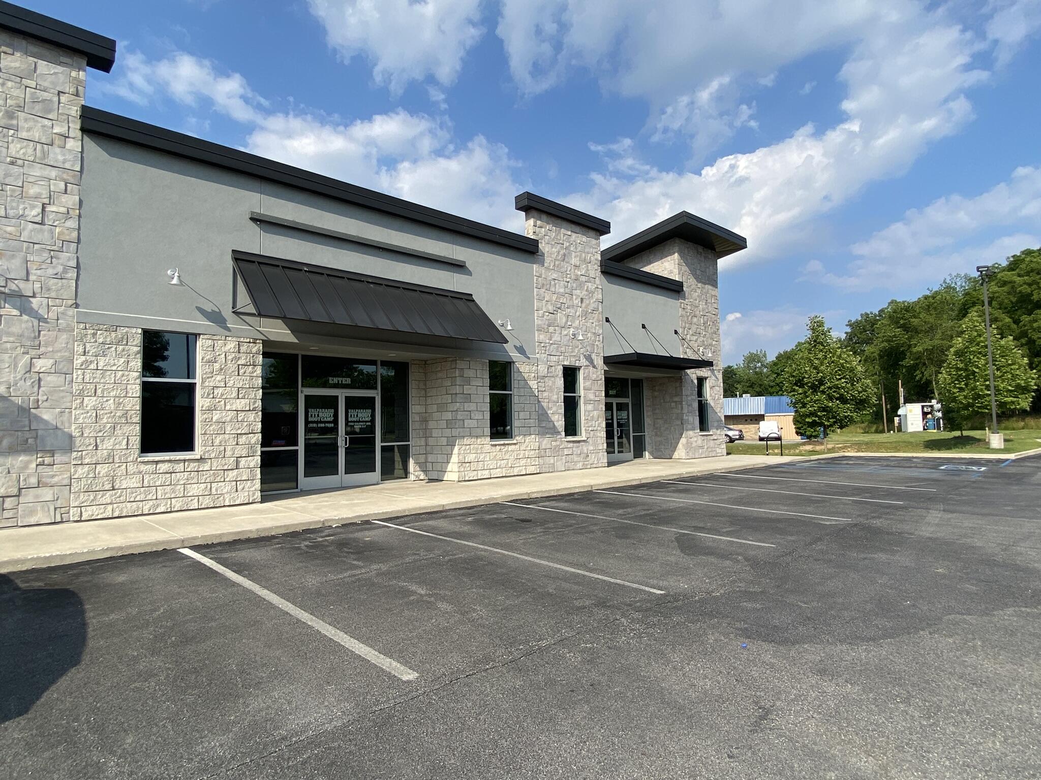 1703 Calumet Avenue Unit: F