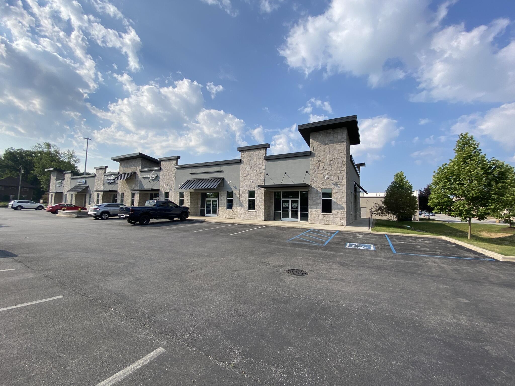 1703 Calumet Avenue Unit: F