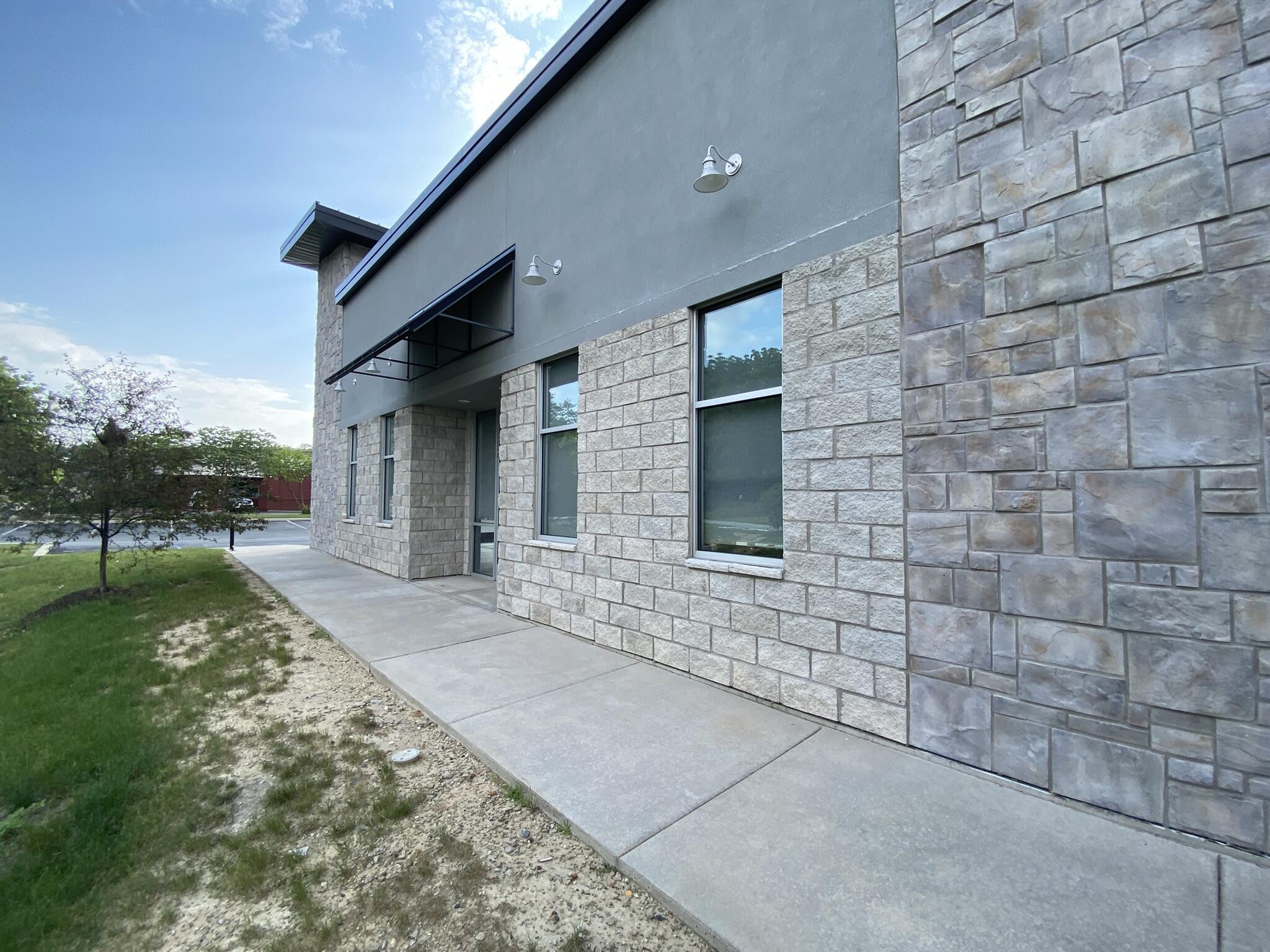 1703 Calumet Avenue Unit: F