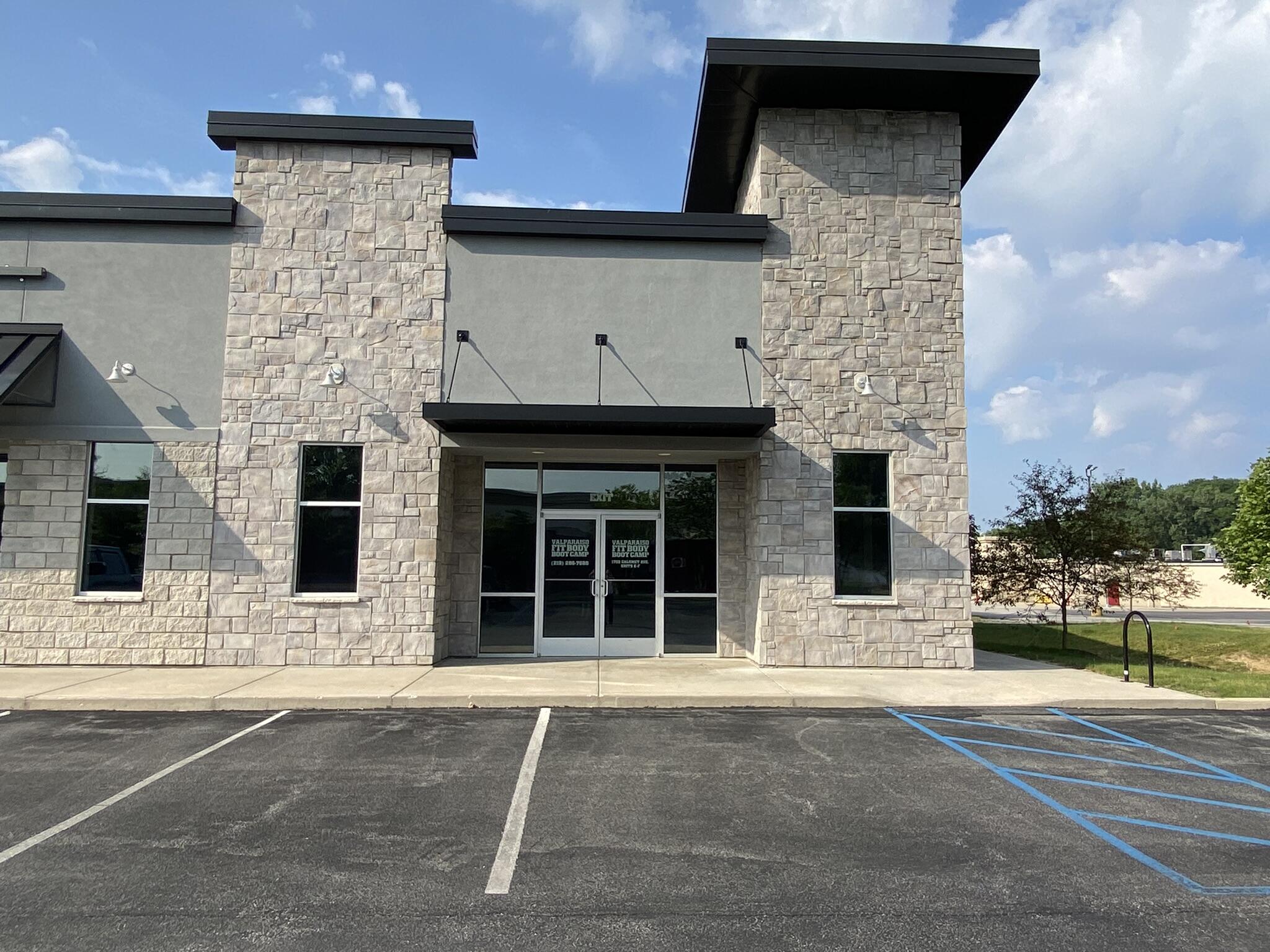 1703 Calumet Avenue Unit: F