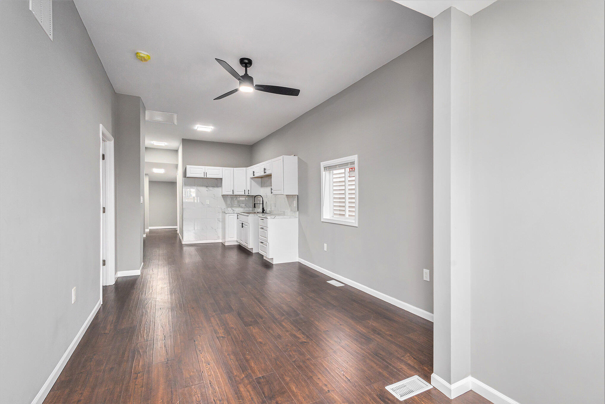 918 Willow Court